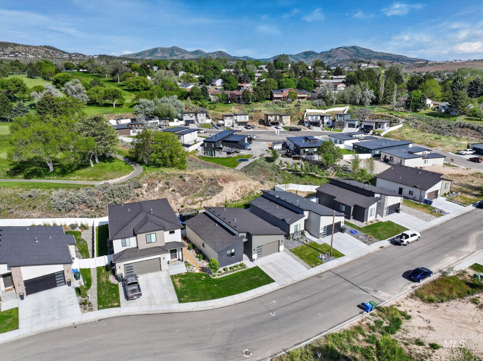 1578 Surprise Valley Road, Pocatello, Idaho 83201, 3 Bedrooms, 2 Bathrooms, Residential For Sale, Price $440,000, 98990120