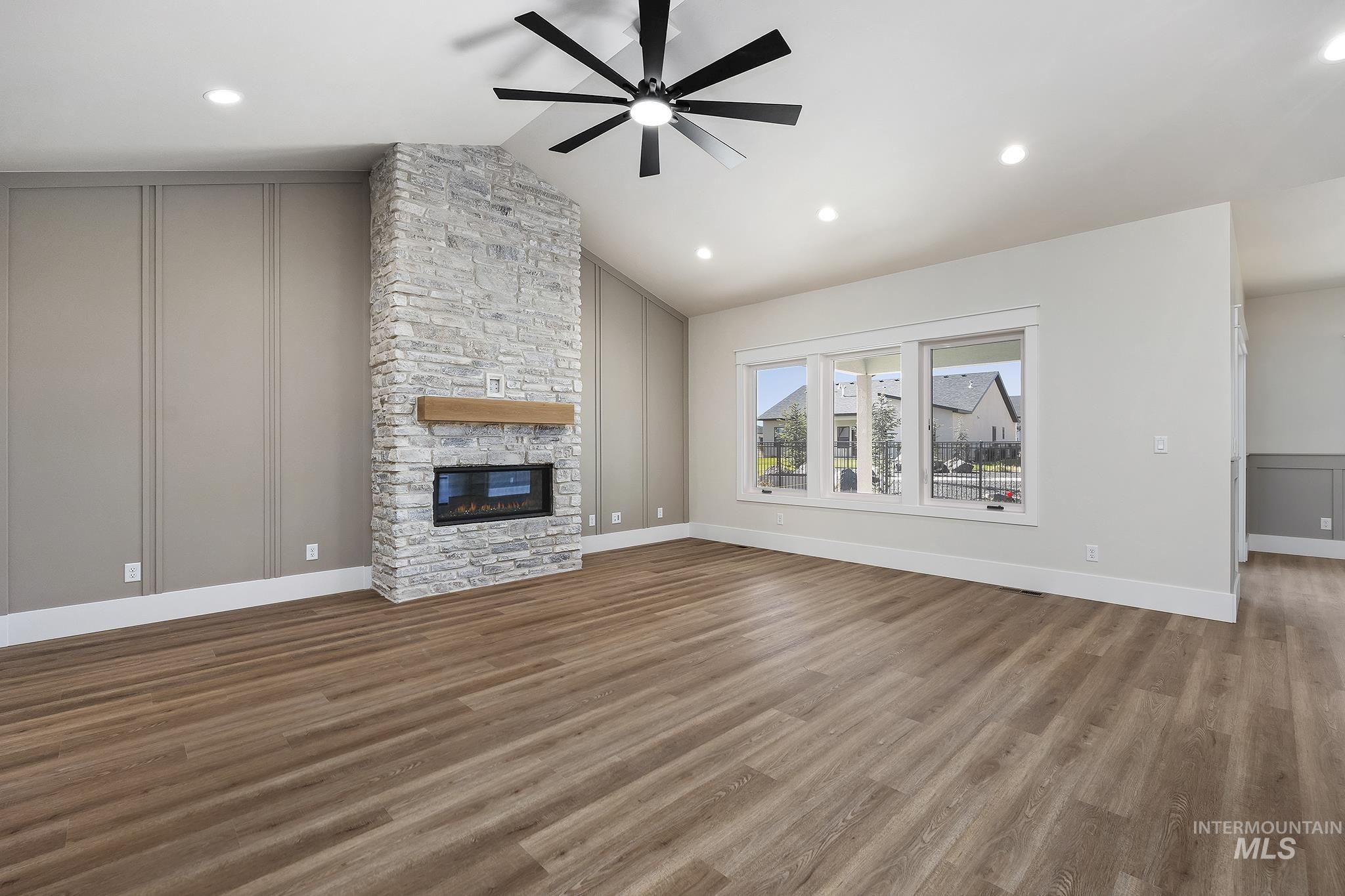 548 Canyon Falls Dr, Twin Falls, Idaho 83301, 3 Bedrooms, 3 Bathrooms, Residential For Sale, Price $639,000,MLS 98990126