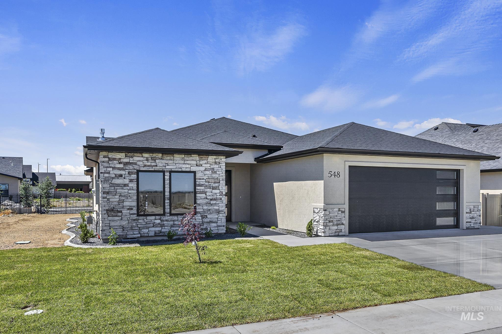 548 Canyon Falls Dr, Twin Falls, Idaho 83301, 3 Bedrooms, 3 Bathrooms, Residential For Sale, Price $639,000,MLS 98990126
