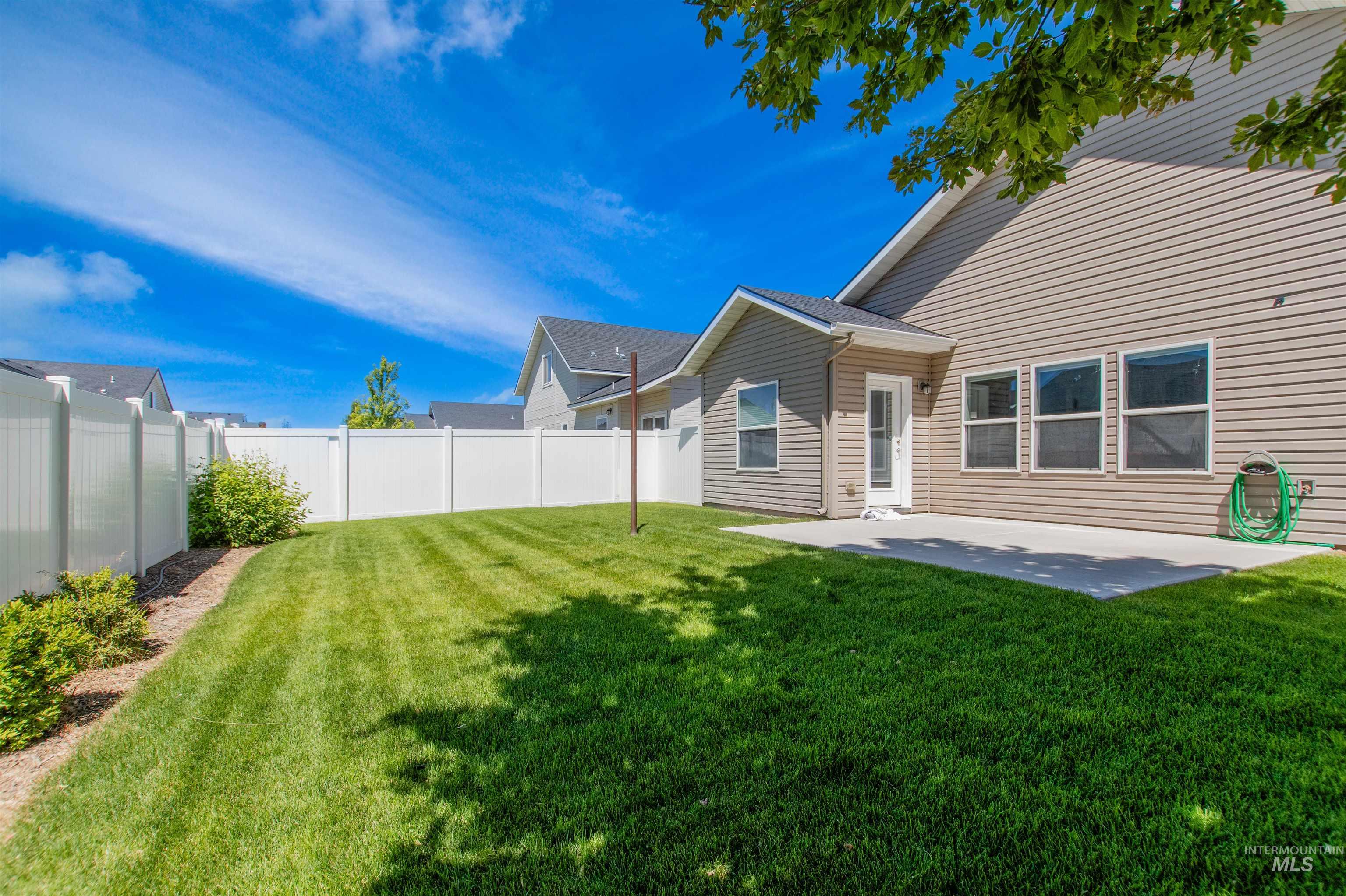 1167 N College Road West, Twin Falls, Idaho 83301, 3 Bedrooms, 2 Bathrooms, Residential For Sale, Price $385,000,MLS 98990147