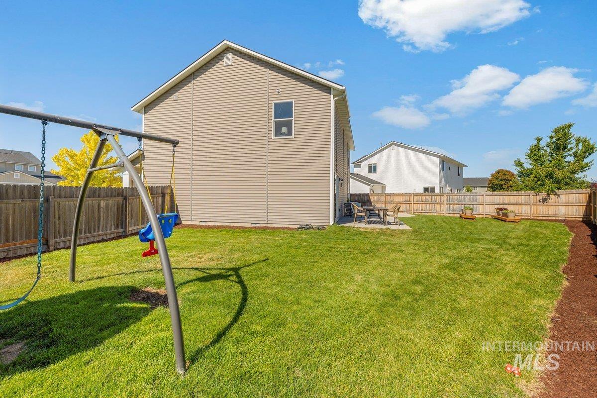 2604 Quaking Ct., Caldwell, Idaho 83607, 4 Bedrooms, 2.5 Bathrooms, Residential For Sale, Price $409,900,MLS 98990149