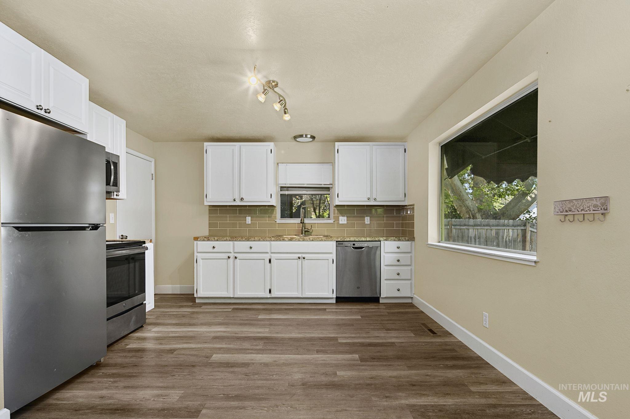 2510 S Broxon St, Boise, Idaho 83705, 4 Bedrooms, 2 Bathrooms, Residential For Sale, Price $480,000,MLS 98990151