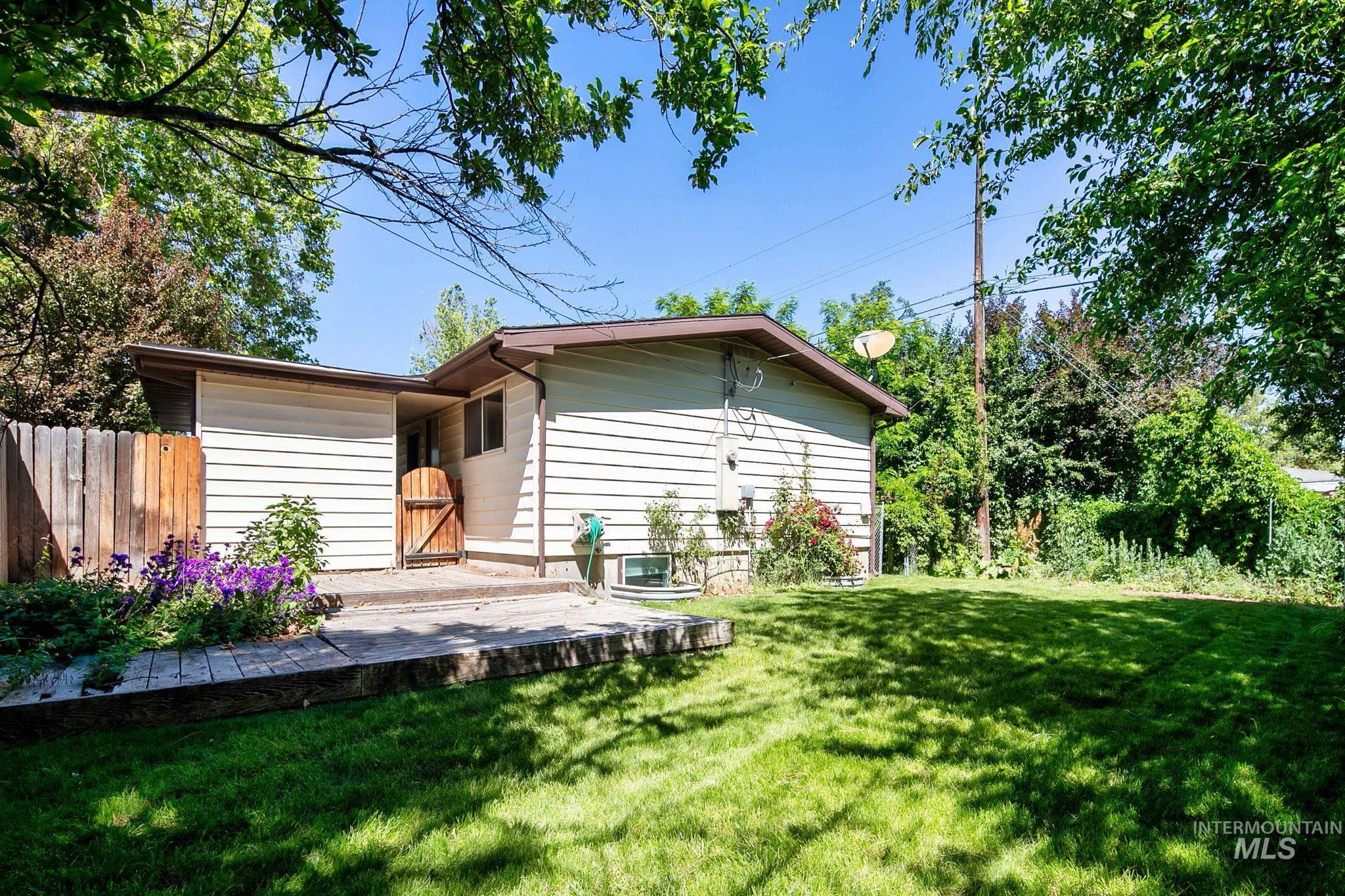 2510 S Broxon St, Boise, Idaho 83705, 4 Bedrooms, 2 Bathrooms, Residential For Sale, Price $480,000,MLS 98990151