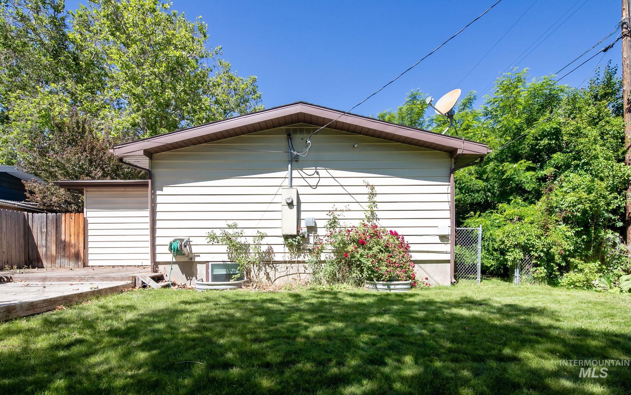 2510 S Broxon St, Boise, Idaho 83705, 4 Bedrooms, 2 Bathrooms, Residential For Sale, Price $480,000,MLS 98990151