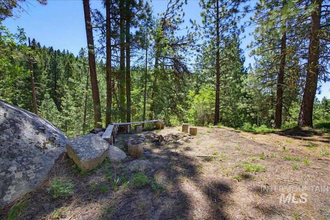 51 Ranch Cir, Cascade, Idaho 83611, 2 Bedrooms, 2 Bathrooms, Residential For Sale, Price $549,900,MLS 98990155