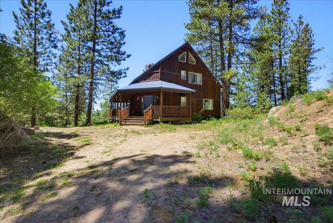 51 Ranch Cir, Cascade, Idaho 83611, 2 Bedrooms, 2 Bathrooms, Residential For Sale, Price $549,900,MLS 98990155