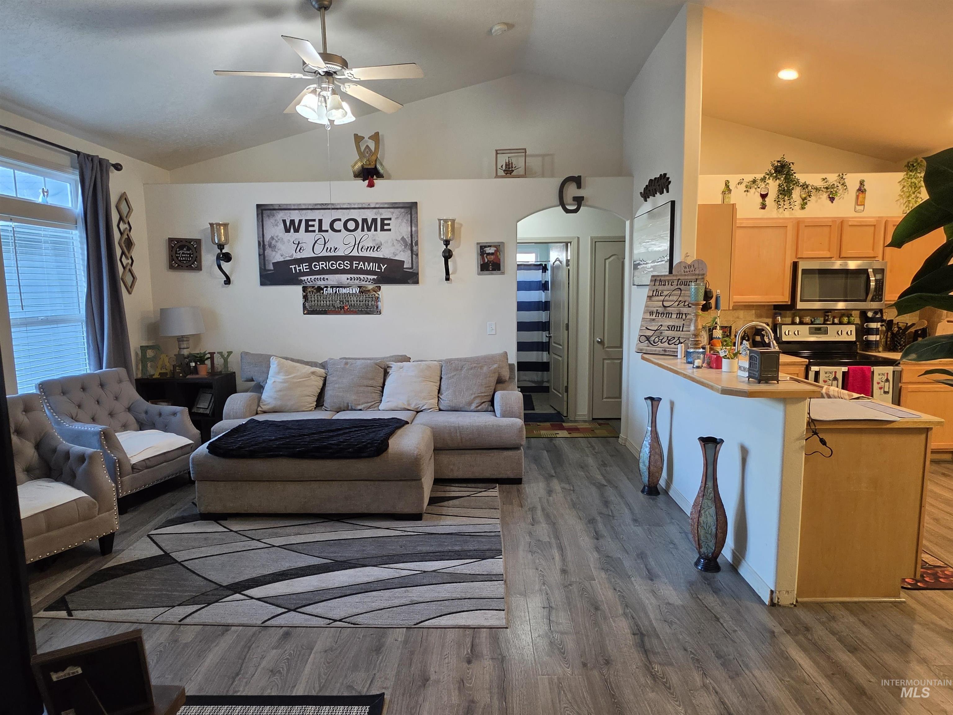 14306 N Mission Pointe Loop, Nampa, Idaho 83651, 4 Bedrooms, 2 Bathrooms, Residential For Sale, Price $429,000,MLS 98990167