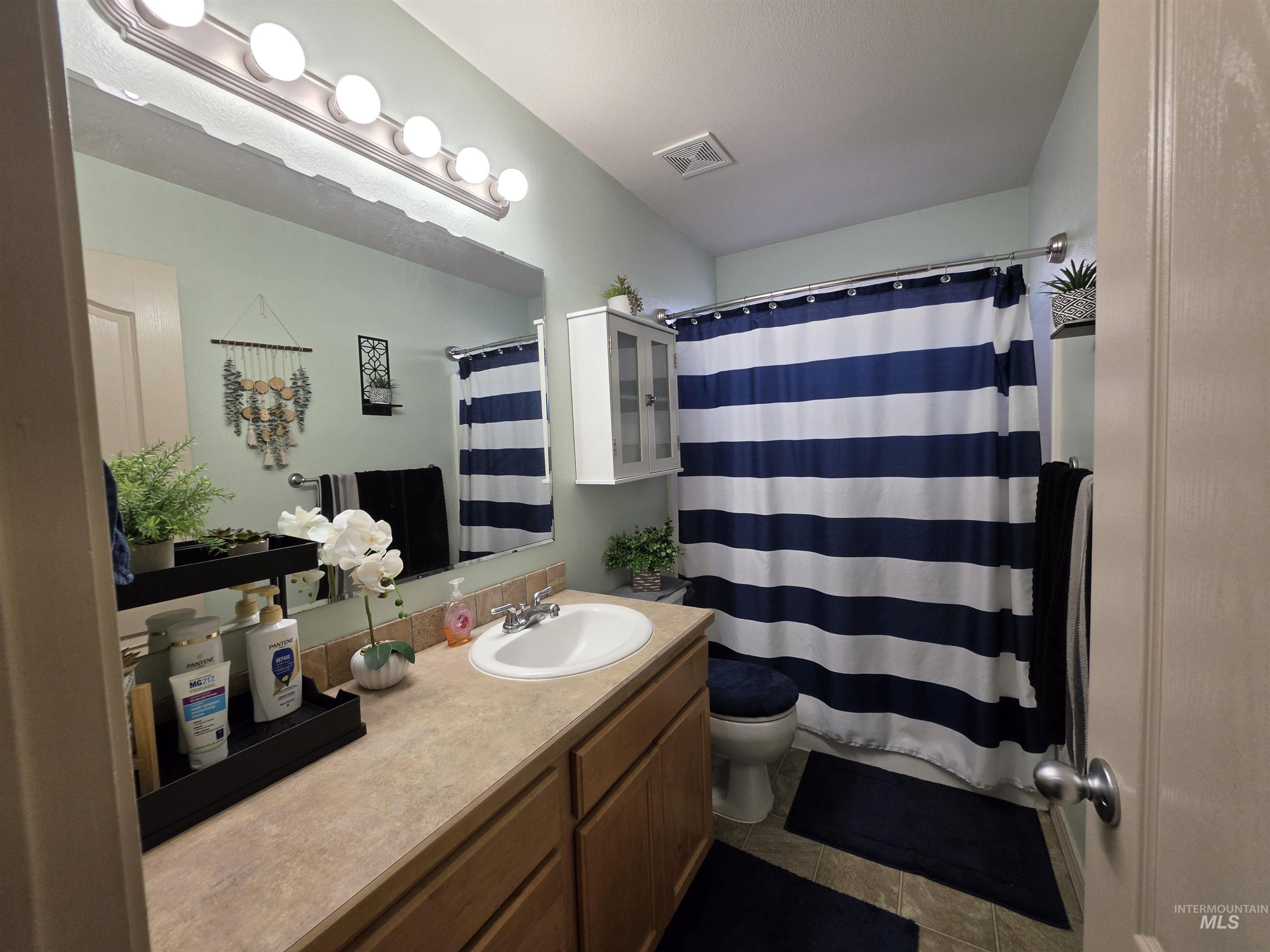 14306 N Mission Pointe Loop, Nampa, Idaho 83651, 4 Bedrooms, 2 Bathrooms, Residential For Sale, Price $429,000,MLS 98990167