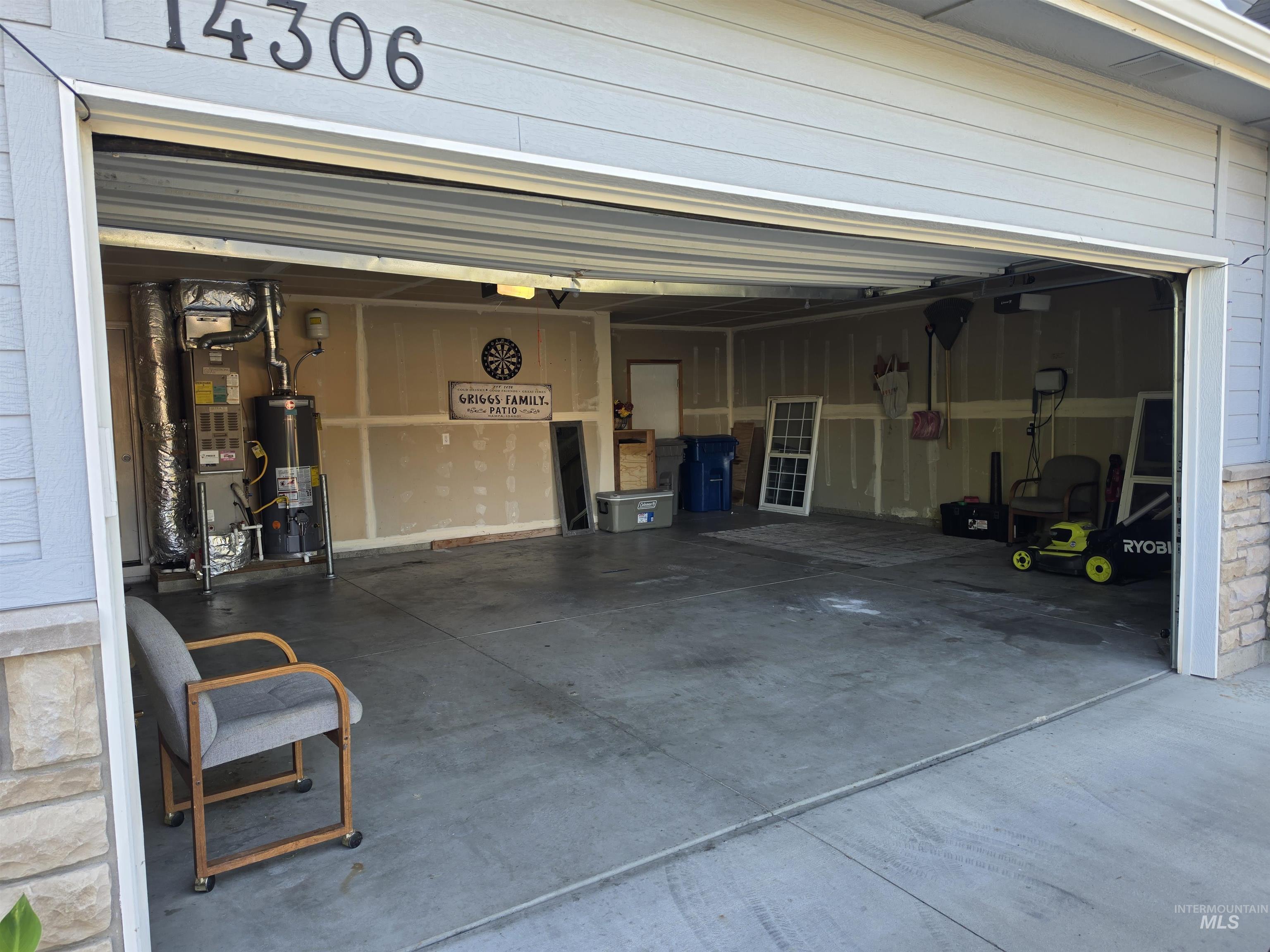 14306 N Mission Pointe Loop, Nampa, Idaho 83651, 4 Bedrooms, 2 Bathrooms, Residential For Sale, Price $429,000,MLS 98990167