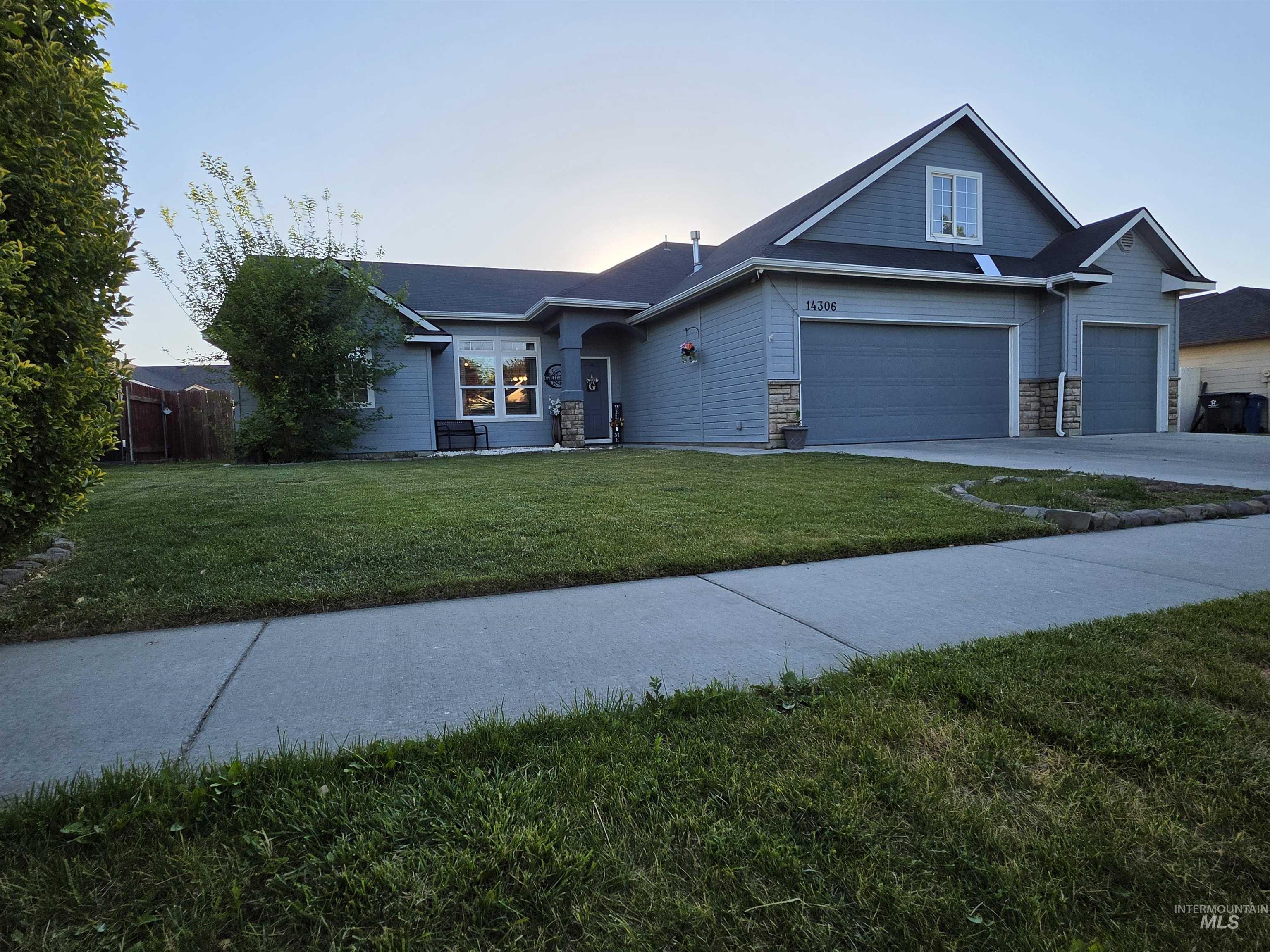 14306 N Mission Pointe Loop, Nampa, Idaho 83651, 4 Bedrooms, 2 Bathrooms, Residential For Sale, Price $429,000,MLS 98990167