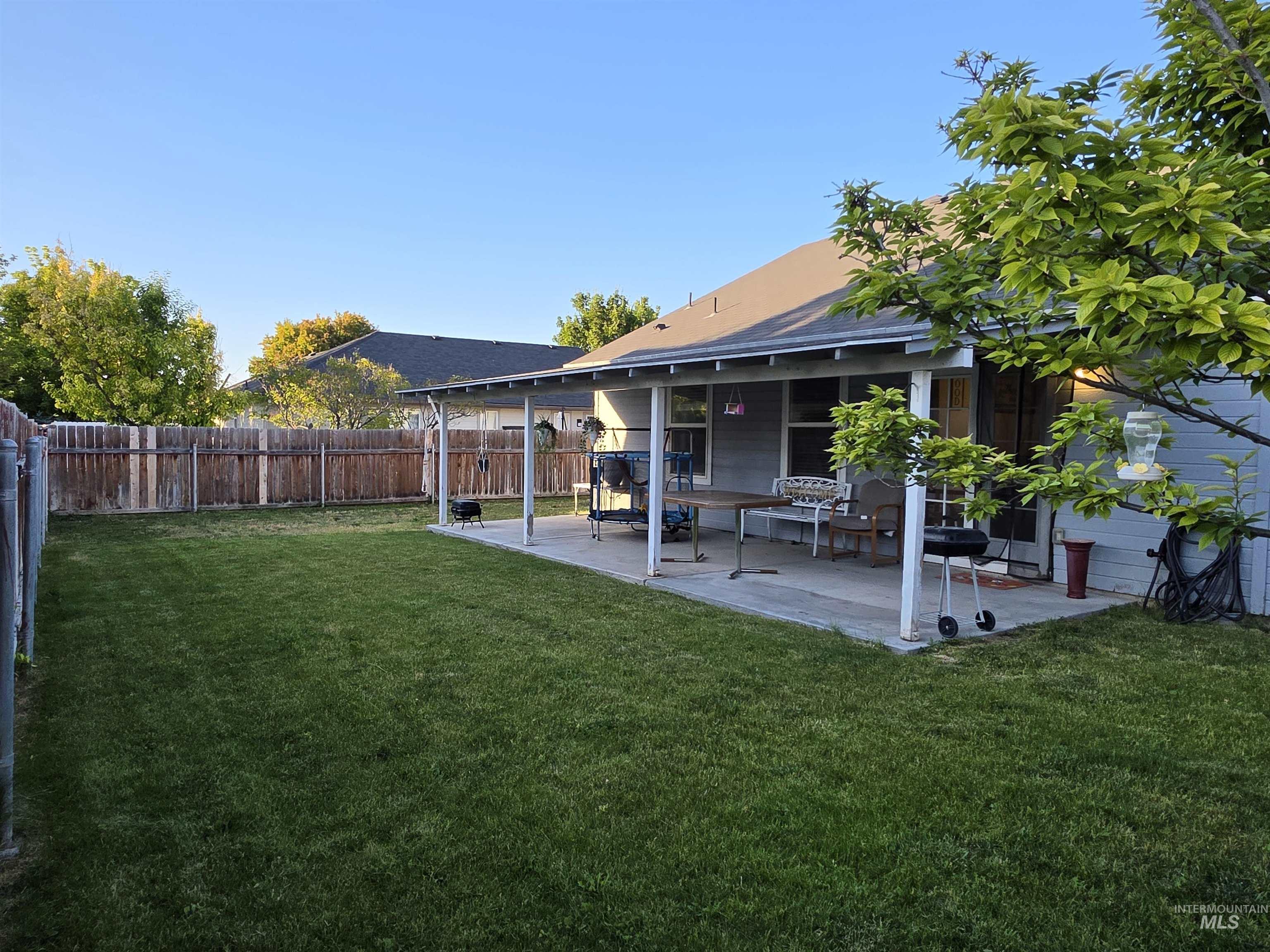 14306 N Mission Pointe Loop, Nampa, Idaho 83651, 4 Bedrooms, 2 Bathrooms, Residential For Sale, Price $429,000,MLS 98990167
