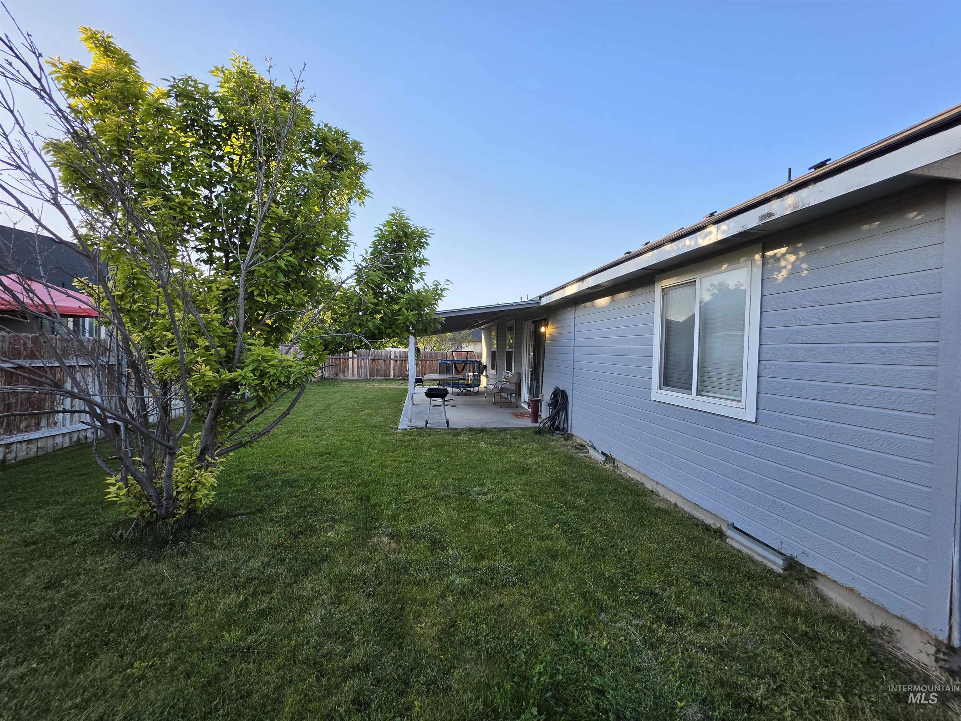 14306 N Mission Pointe Loop, Nampa, Idaho 83651, 4 Bedrooms, 2 Bathrooms, Residential For Sale, Price $429,000,MLS 98990167