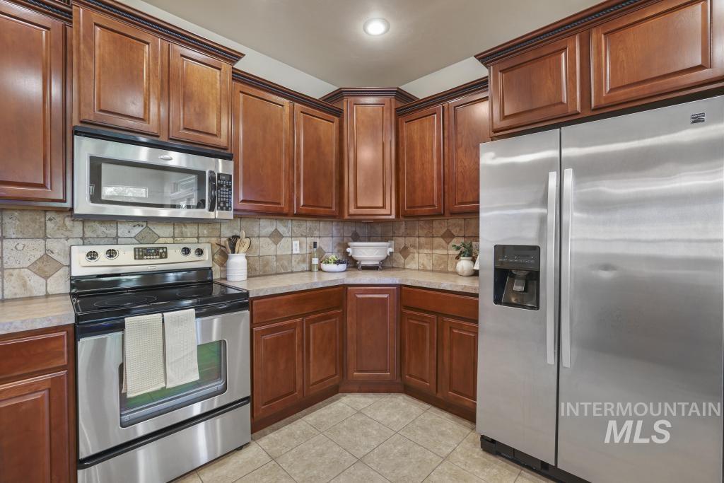 363 Arrowhead Path, Twin Falls, Idaho 83301, 3 Bedrooms, 2 Bathrooms, Residential For Sale, Price $448,000,MLS 98990169