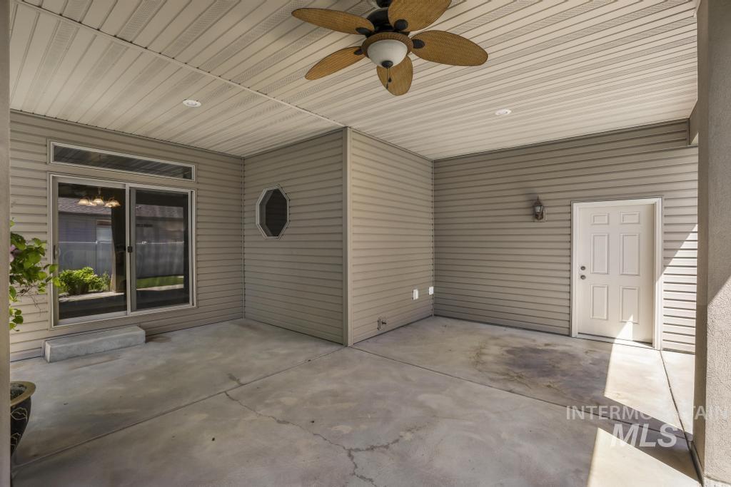 363 Arrowhead Path, Twin Falls, Idaho 83301, 3 Bedrooms, 2 Bathrooms, Residential For Sale, Price $448,000,MLS 98990169