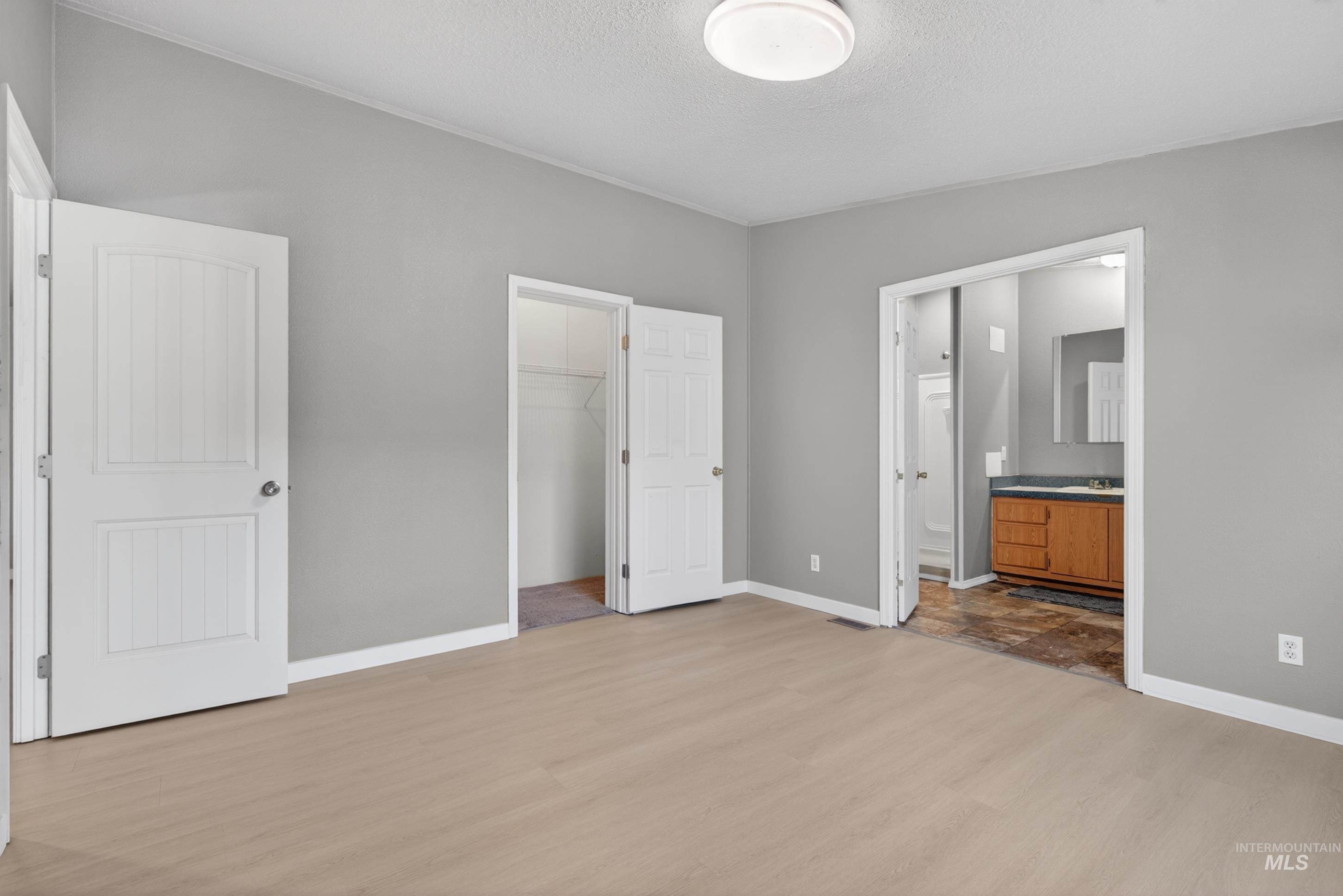 709 Liberty Ln, Emmett, Idaho 83617-3792, 3 Bedrooms, 2 Bathrooms, Residential For Sale, Price $119,900,MLS 98990174