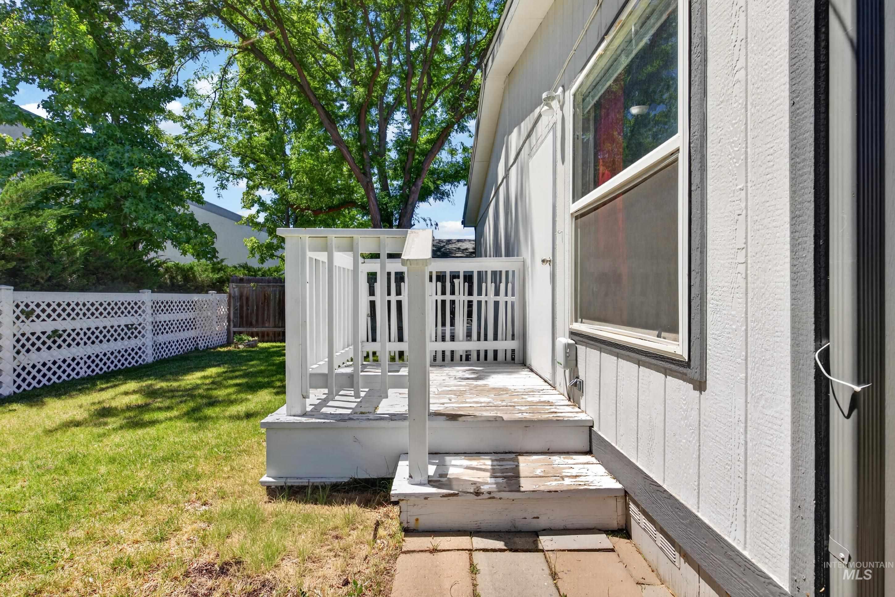 709 Liberty Ln, Emmett, Idaho 83617-3792, 3 Bedrooms, 2 Bathrooms, Residential For Sale, Price $119,900,MLS 98990174