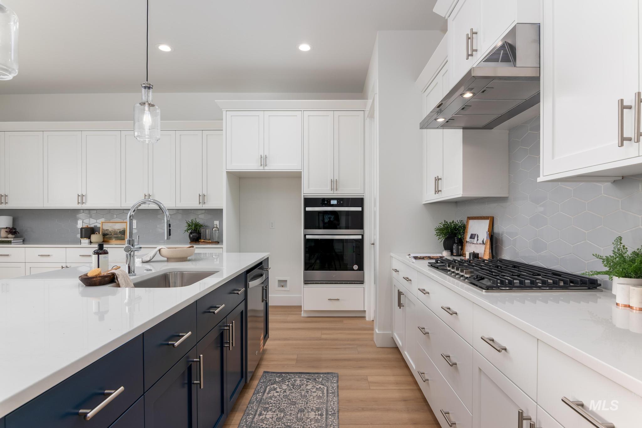 8627 S Bent Oaks Way, Meridian, Idaho 83642, 3 Bedrooms, 2.5 Bathrooms, Residential For Sale, Price $664,000,MLS 98990184