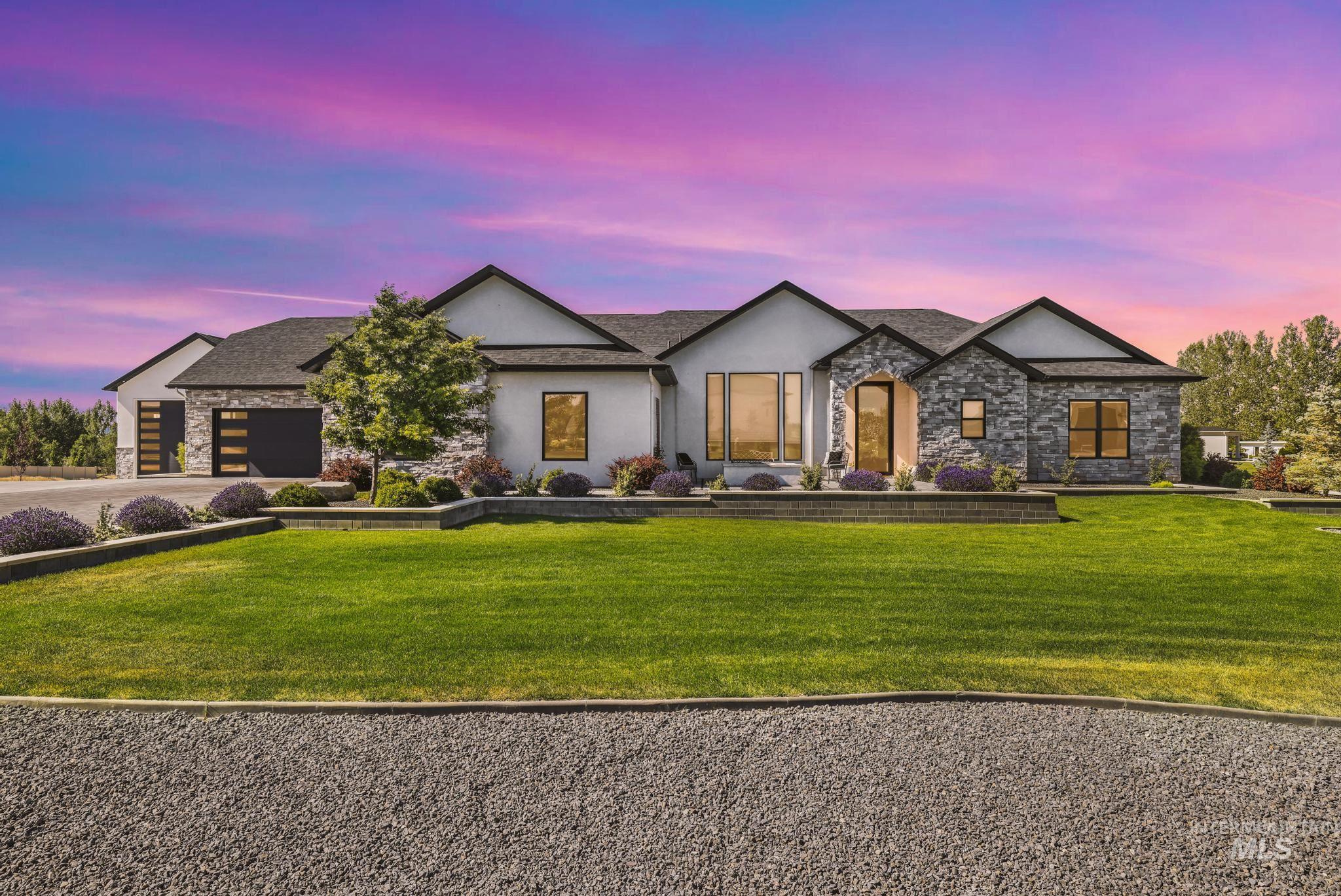 3352 E 4028 N, Twin Falls, Idaho 83301, 4 Bedrooms, 2.5 Bathrooms, Residential For Sale, Price $1,350,000,MLS 98990201