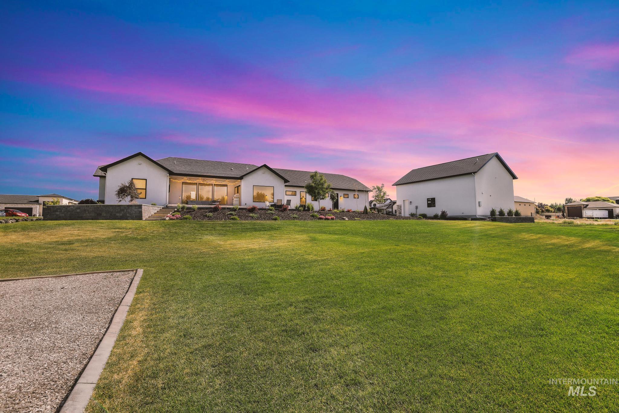 3352 E 4028 N, Twin Falls, Idaho 83301, 4 Bedrooms, 2.5 Bathrooms, Residential For Sale, Price $1,350,000,MLS 98990201