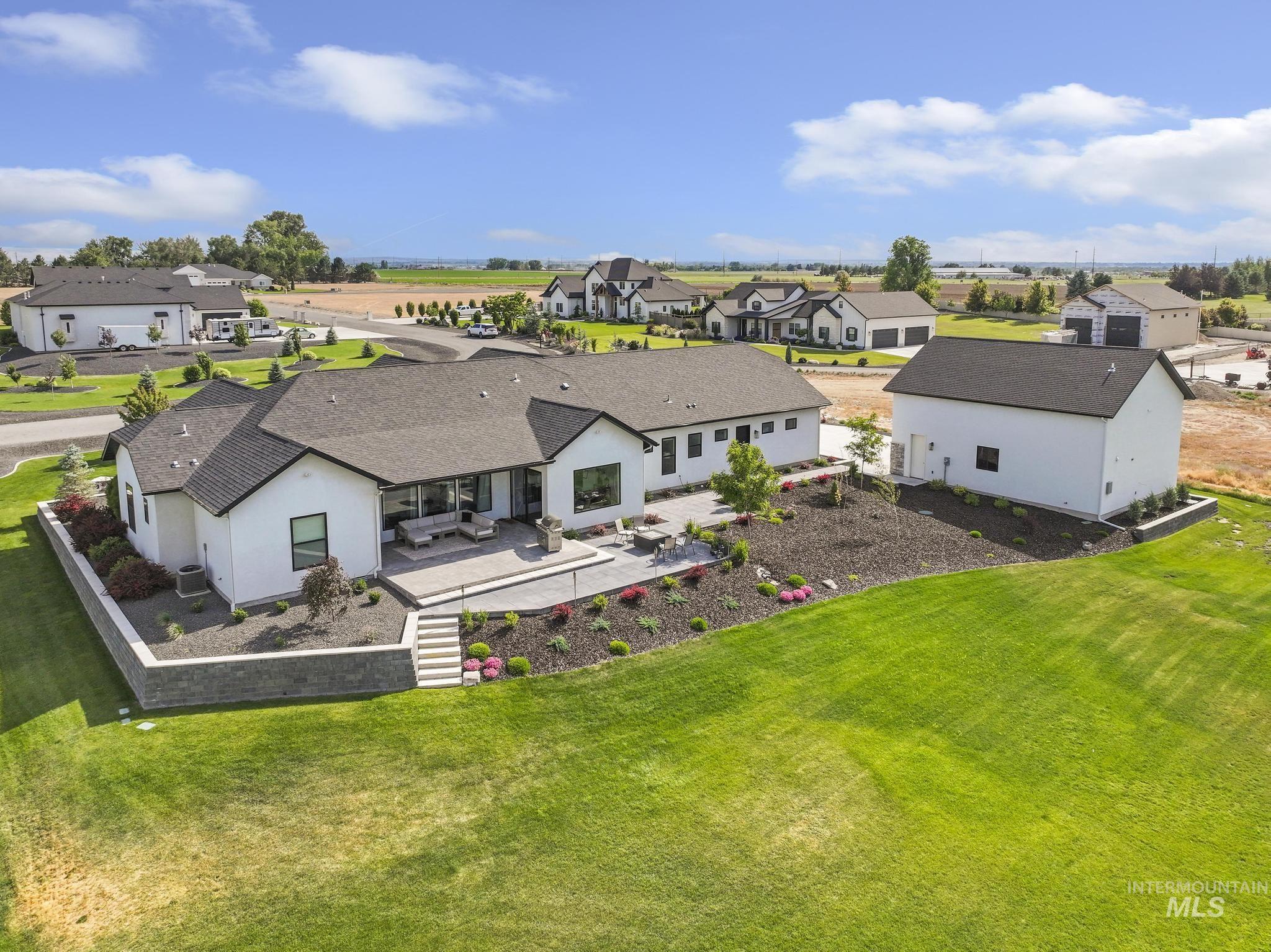 3352 E 4028 N, Twin Falls, Idaho 83301, 4 Bedrooms, 2.5 Bathrooms, Residential For Sale, Price $1,350,000,MLS 98990201
