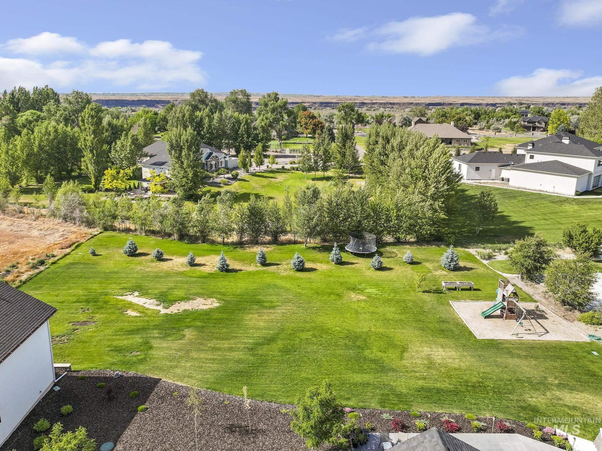 3352 E 4028 N, Twin Falls, Idaho 83301, 4 Bedrooms, 2.5 Bathrooms, Residential For Sale, Price $1,350,000,MLS 98990201