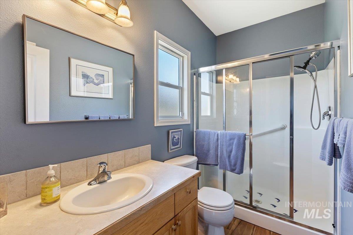 100 E Sedgewick, Meridian, Idaho 83646, 2 Bedrooms, 2 Bathrooms, Residential For Sale, Price $350,000,MLS 98990203
