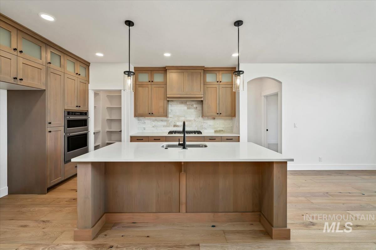11049 W Lahinch Ln, Kuna, Idaho 83634-0000, 3 Bedrooms, 2 Bathrooms, Residential For Sale, Price $579,880,MLS 98990207
