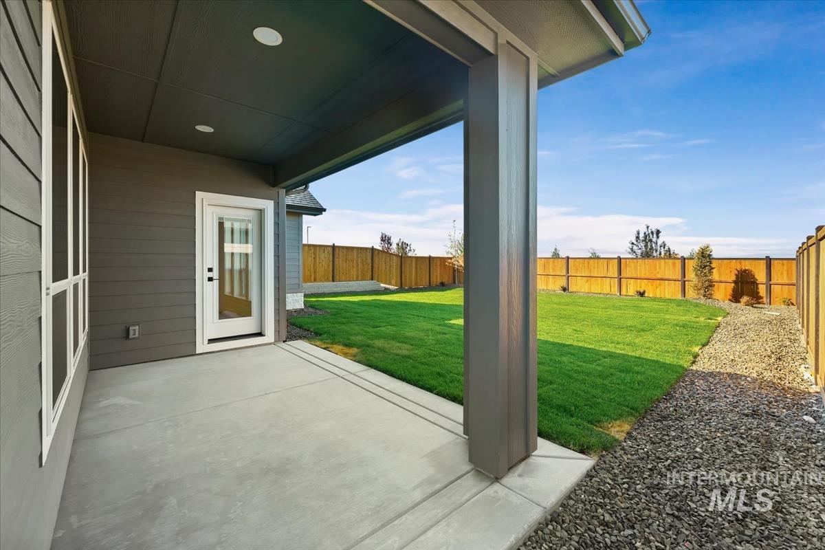 11049 W Lahinch Ln, Kuna, Idaho 83634-0000, 3 Bedrooms, 2 Bathrooms, Residential For Sale, Price $579,880,MLS 98990207