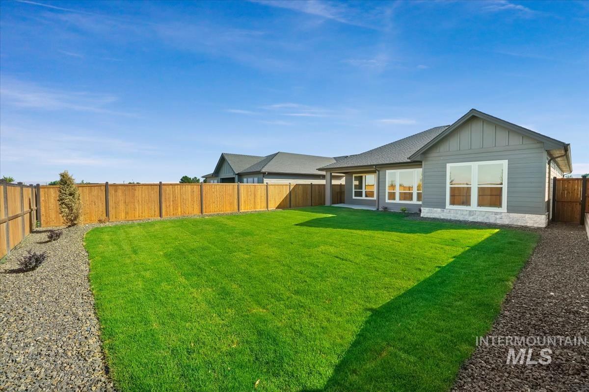 11049 W Lahinch Ln, Kuna, Idaho 83634-0000, 3 Bedrooms, 2 Bathrooms, Residential For Sale, Price $579,880,MLS 98990207