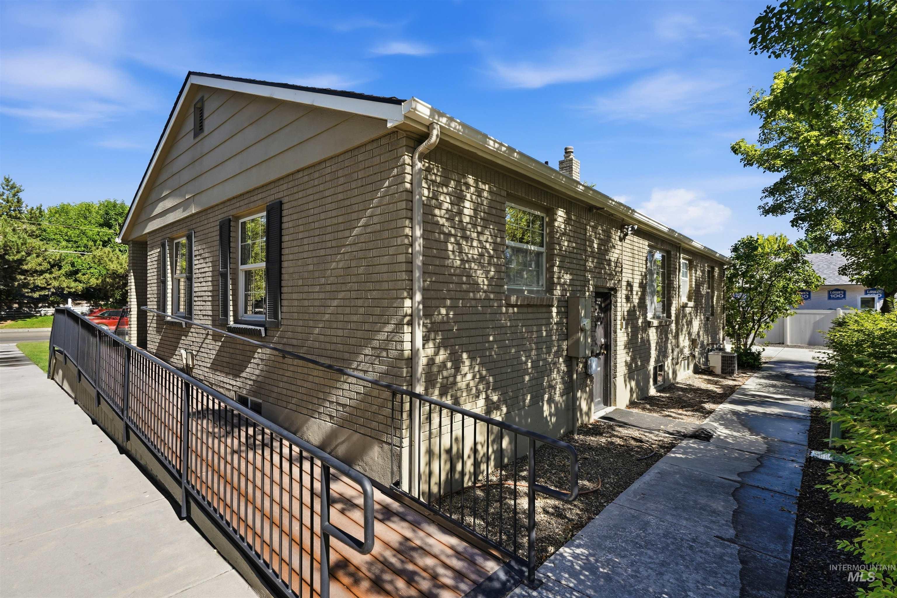 2490 N Locust Grove, Meridian, Idaho 83646, Business/Commercial For Sale, Price $849,000,MLS 98990216