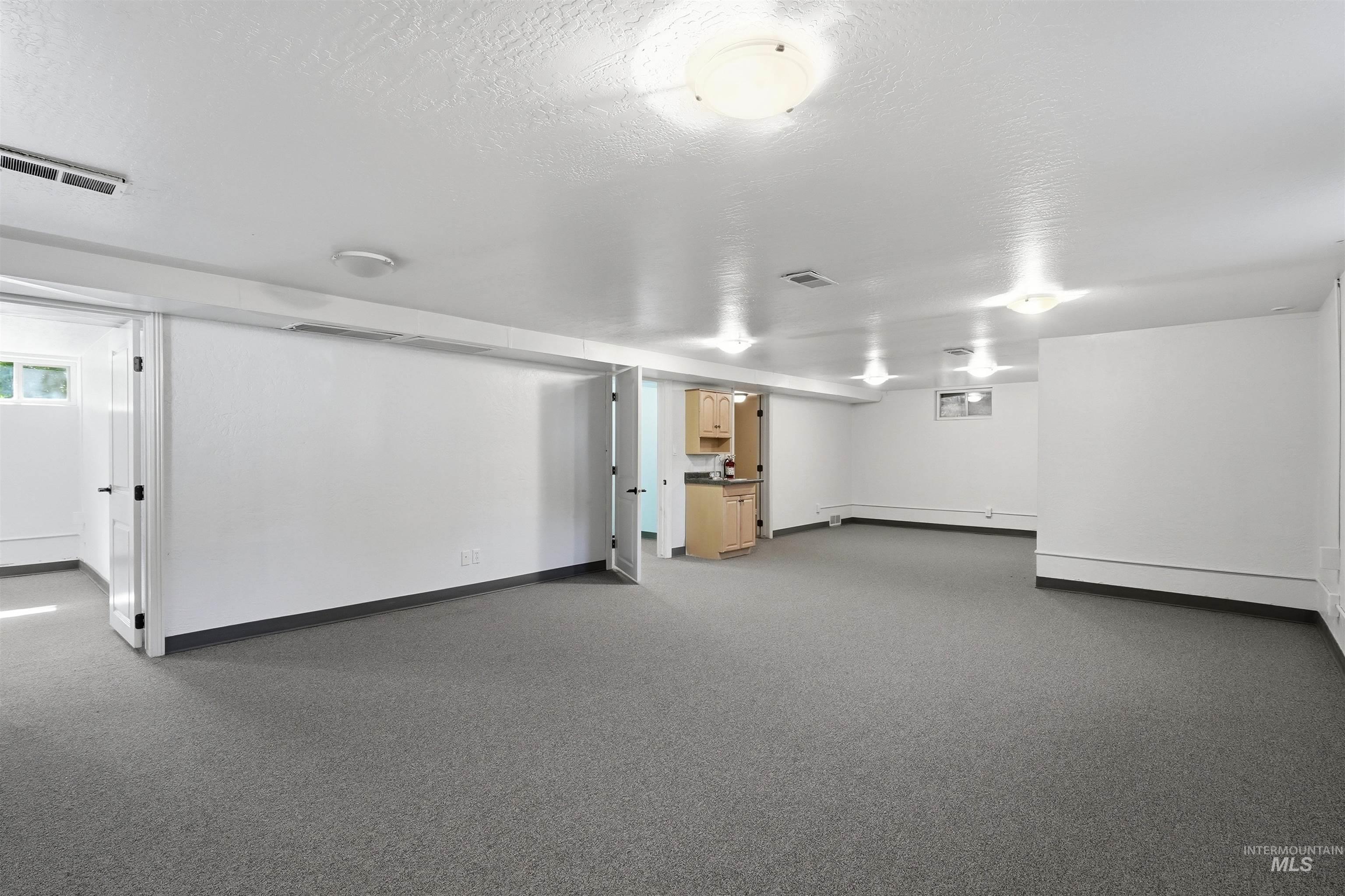 2490 N Locust Grove, Meridian, Idaho 83646, Business/Commercial For Sale, Price $849,000,MLS 98990216