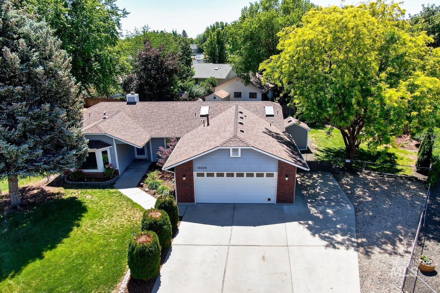 10223 W Molly Ct, Boise, Idaho 83709, 3 Bedrooms, 2 Bathrooms, Residential For Sale, Price $519,900, 98990231