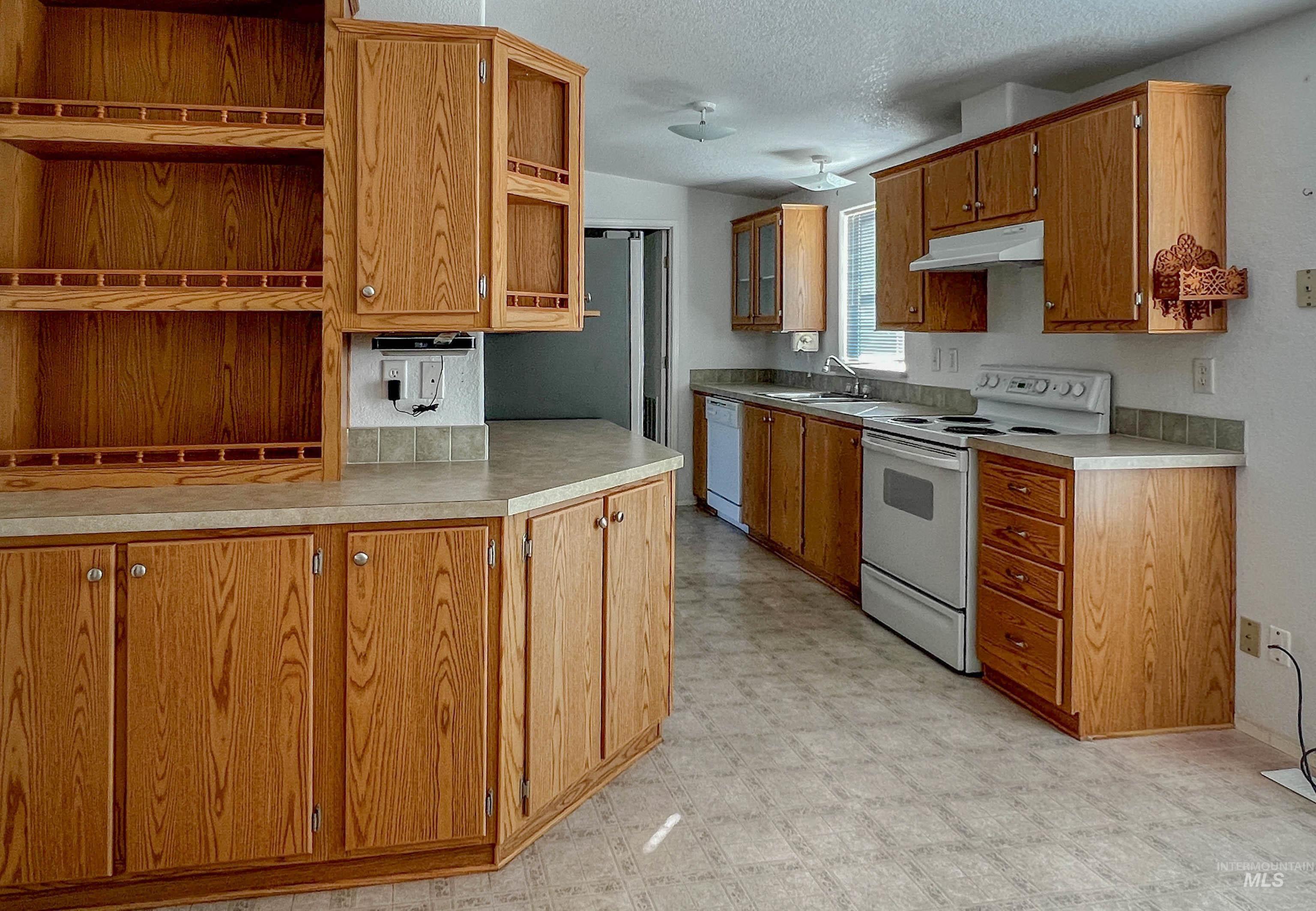 2015 6th Ave, Spc #147, Clarkston, Idaho 99403, 4 Bedrooms, 2 Bathrooms, Residential For Sale, Price $145,000,MLS 98990242