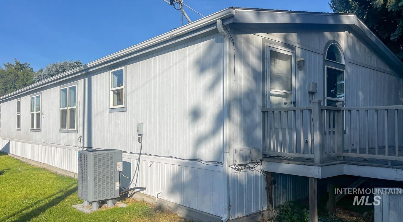 2015 6th Ave, Spc #147, Clarkston, Idaho 99403, 4 Bedrooms, 2 Bathrooms, Residential For Sale, Price $145,000,MLS 98990242