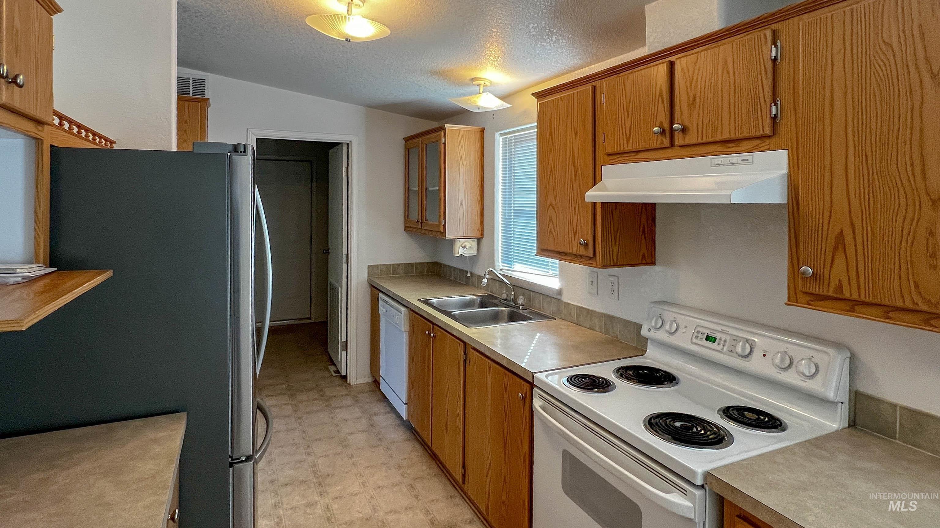 2015 6th Ave, Spc #147, Clarkston, Idaho 99403, 4 Bedrooms, 2 Bathrooms, Residential For Sale, Price $145,000,MLS 98990242