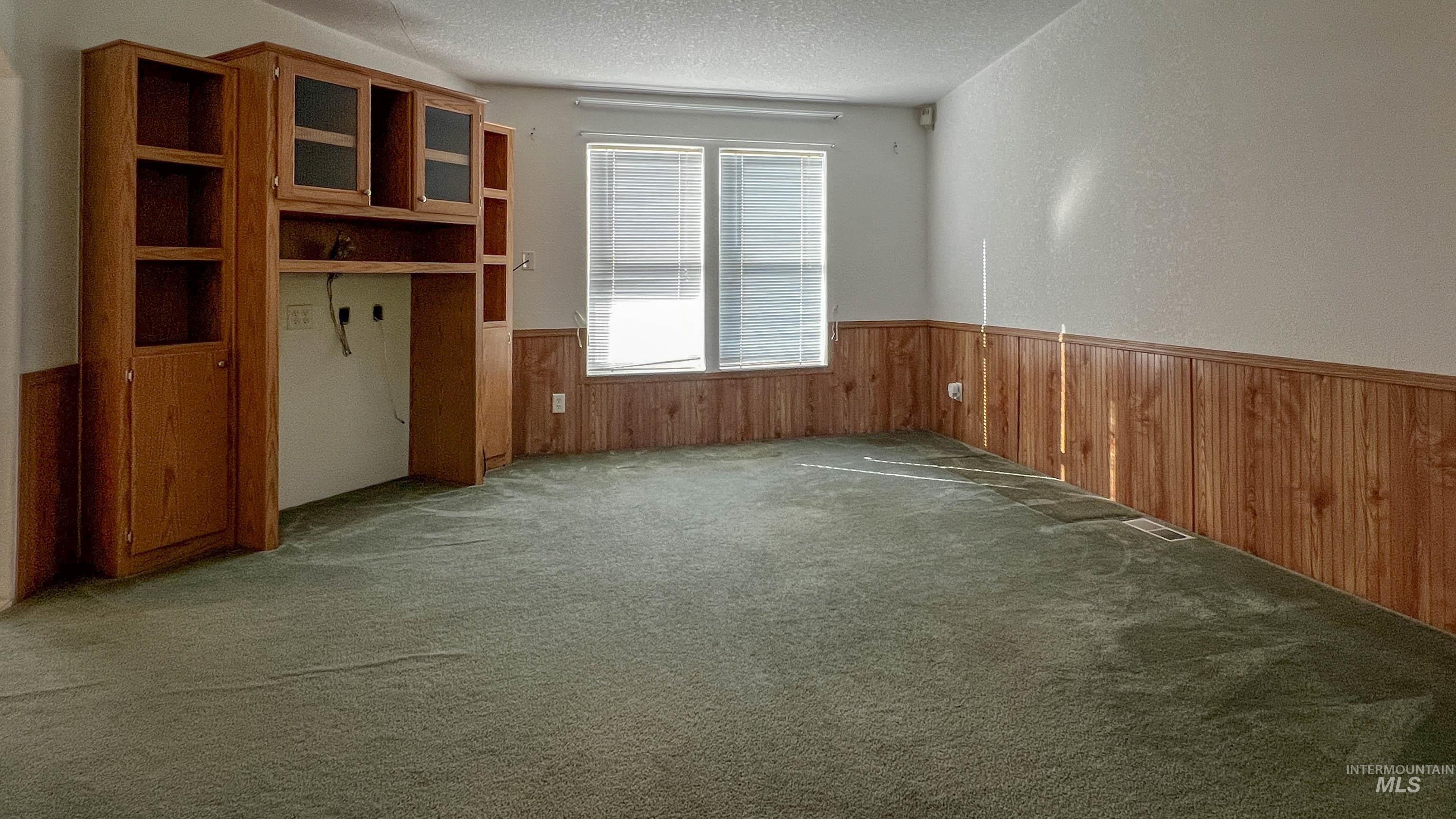 2015 6th Ave, Spc #147, Clarkston, Idaho 99403, 4 Bedrooms, 2 Bathrooms, Residential For Sale, Price $145,000,MLS 98990242