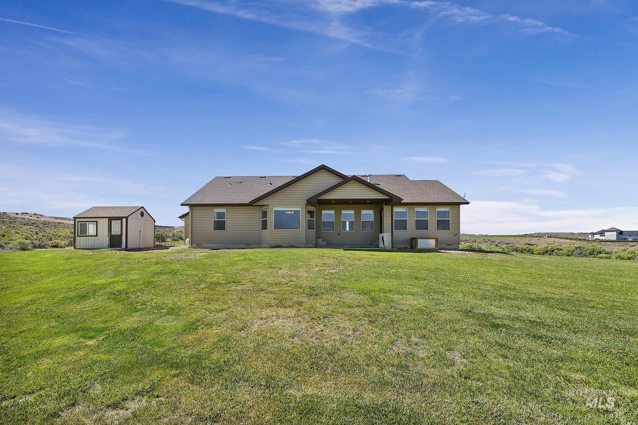 4531 N 1250 E, Buhl, Idaho 83316, 4 Bedrooms, 2 Bathrooms, Residential For Sale, Price $587,000, 98990243