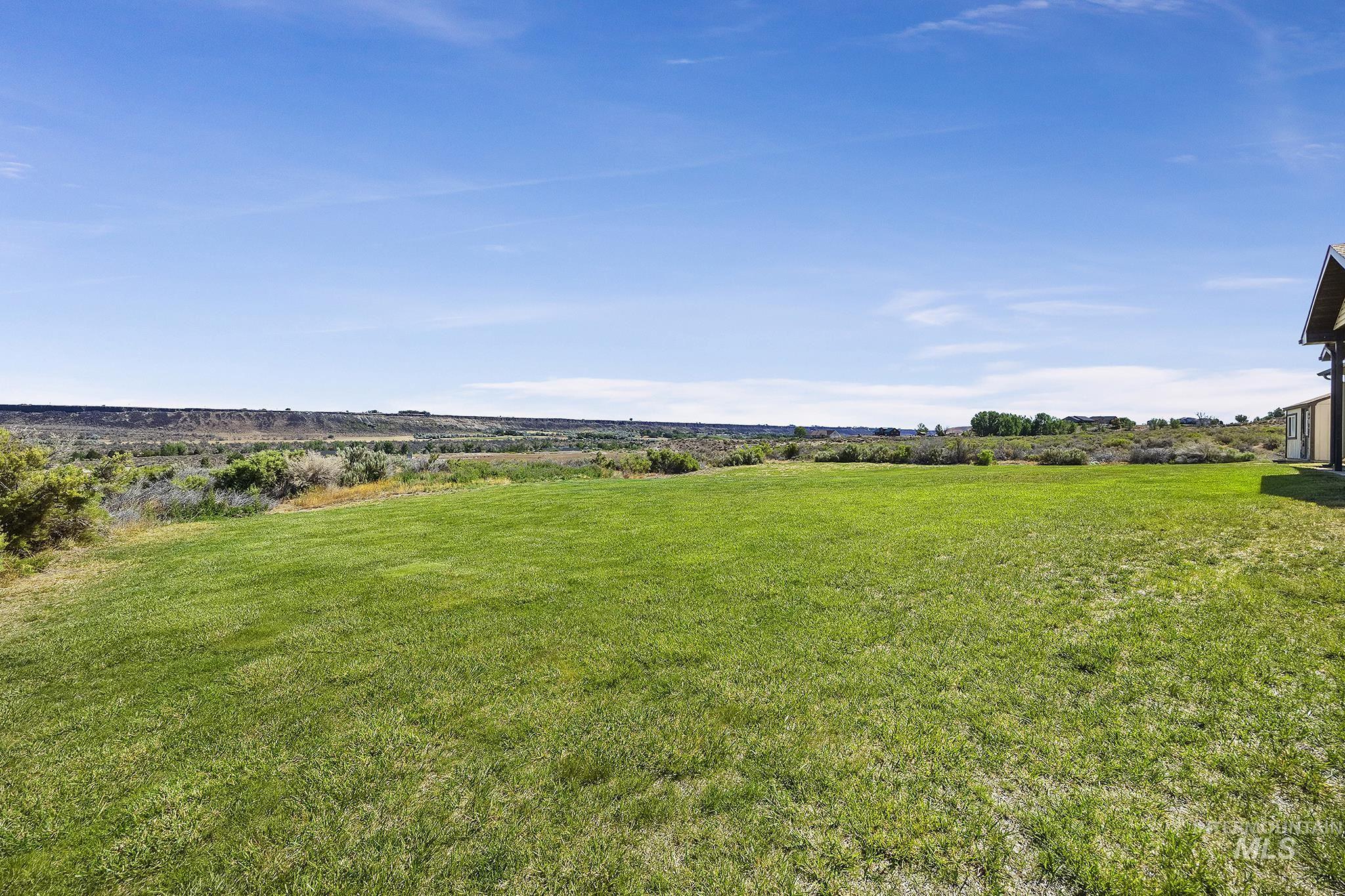 4531 N 1250 E, Buhl, Idaho 83316, 4 Bedrooms, 2 Bathrooms, Residential For Sale, Price $587,000, 98990243