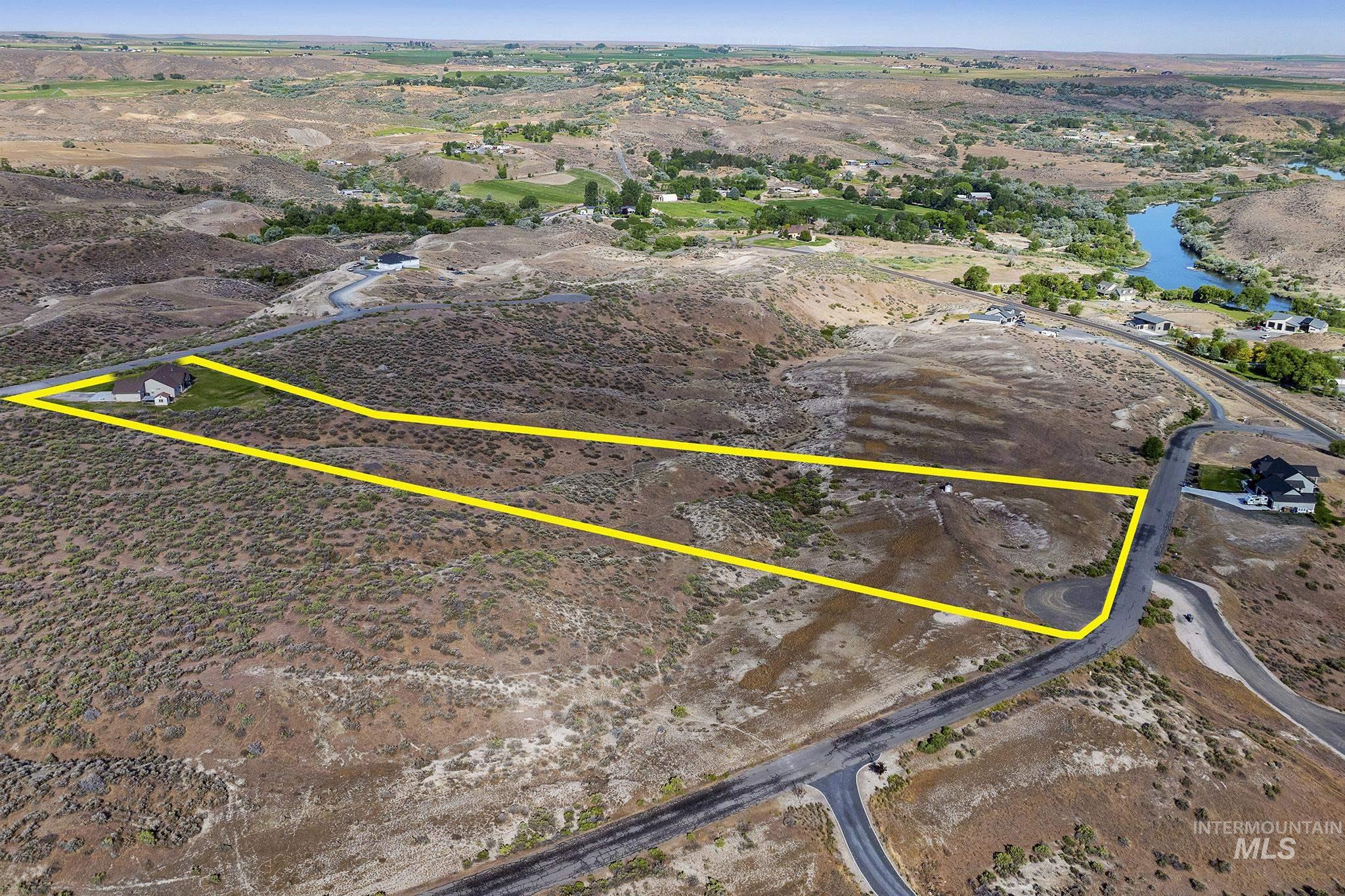 4531 N 1250 E, Buhl, Idaho 83316, 4 Bedrooms, 2 Bathrooms, Residential For Sale, Price $587,000, 98990243