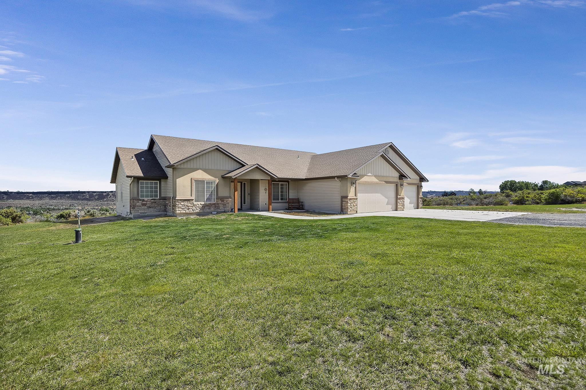 4531 N 1250 E, Buhl, Idaho 83316, 4 Bedrooms, 2 Bathrooms, Residential For Sale, Price $587,000, 98990243