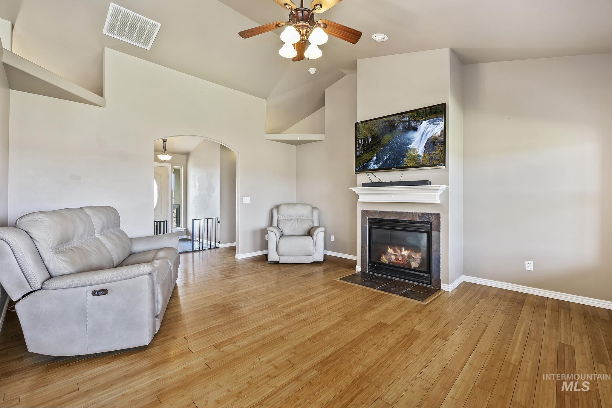4531 N 1250 E, Buhl, Idaho 83316, 4 Bedrooms, 2 Bathrooms, Residential For Sale, Price $587,000, 98990243
