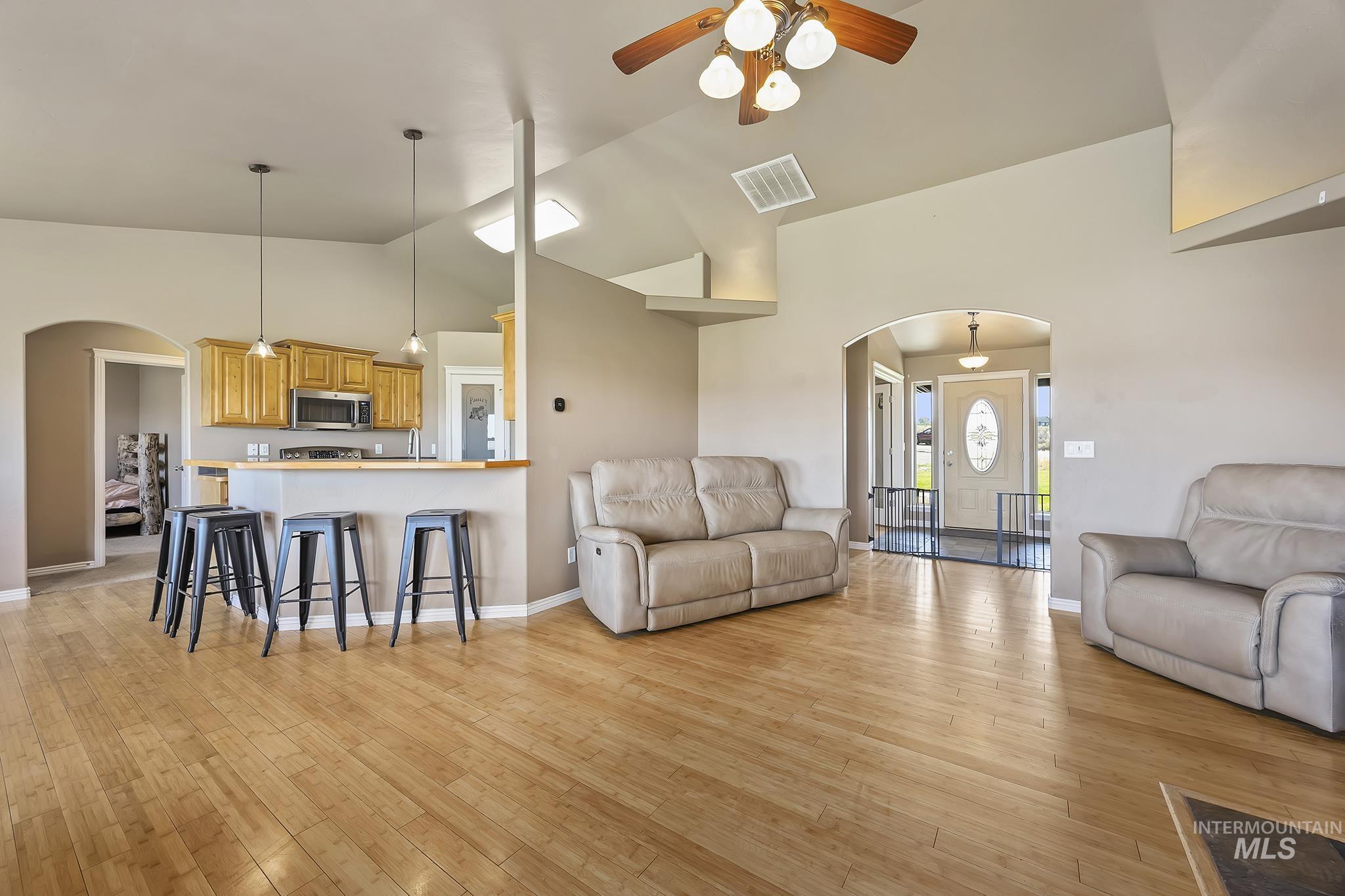 4531 N 1250 E, Buhl, Idaho 83316, 4 Bedrooms, 2 Bathrooms, Residential For Sale, Price $587,000, 98990243