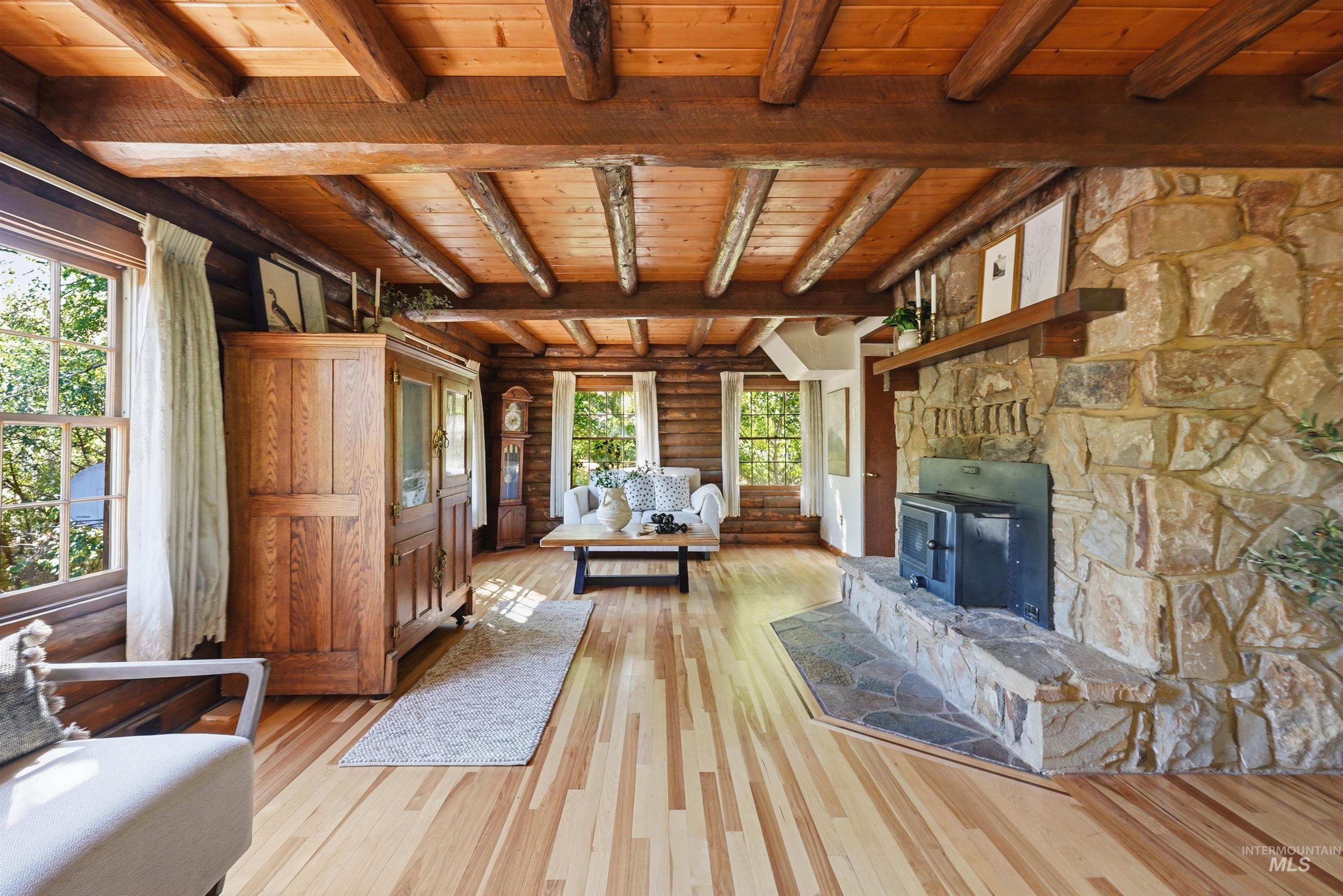 13070 N Horseshoe Bend Rd, Boise, Idaho 83714, 4 Bedrooms, 2.5 Bathrooms, Residential For Sale, Price $999,000,MLS 98990249