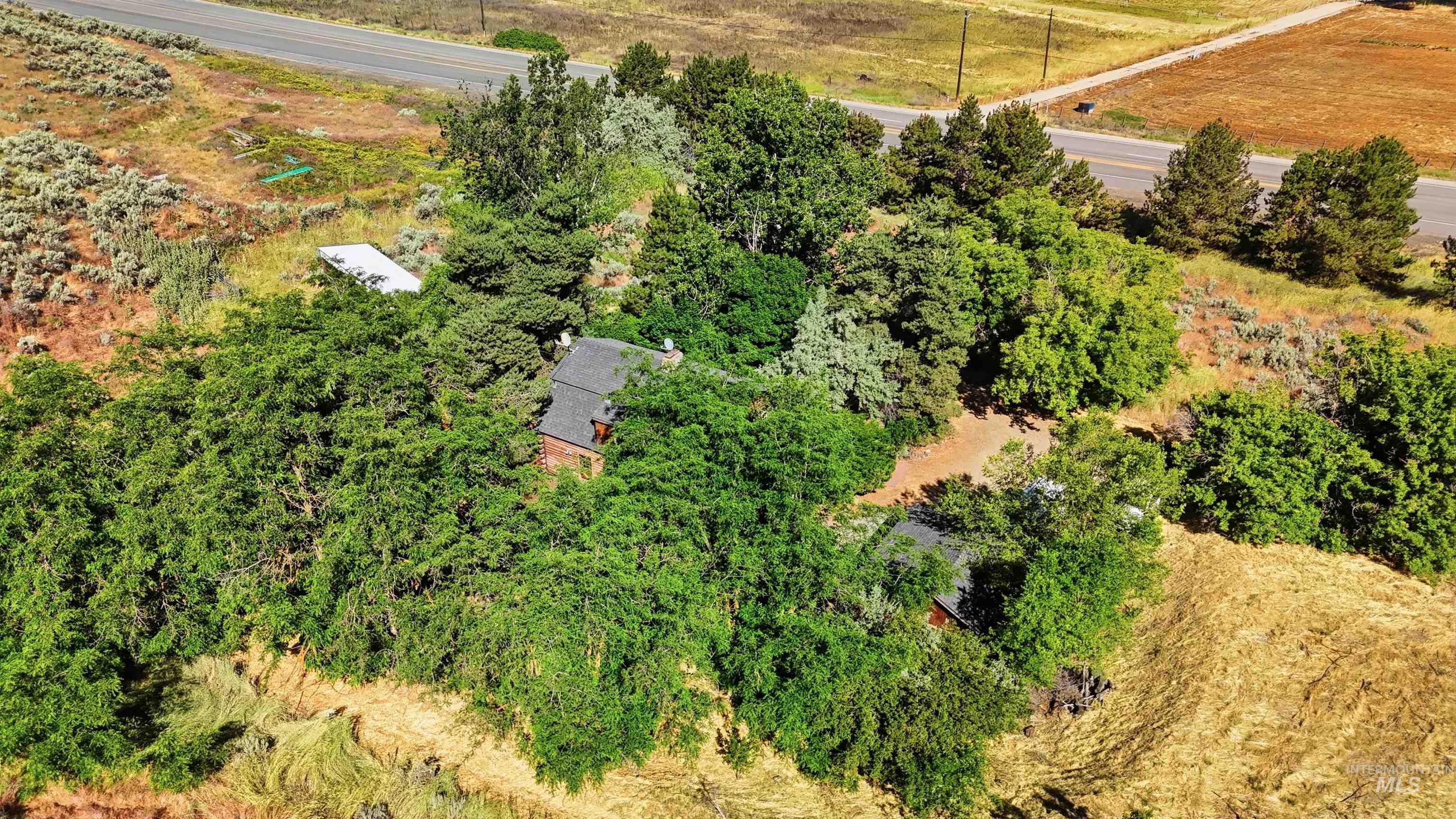 13070 N Horseshoe Bend Rd, Boise, Idaho 83703, 4 Bedrooms, 2.5 Bathrooms, Residential For Sale, Price $999,000,MLS 98990249