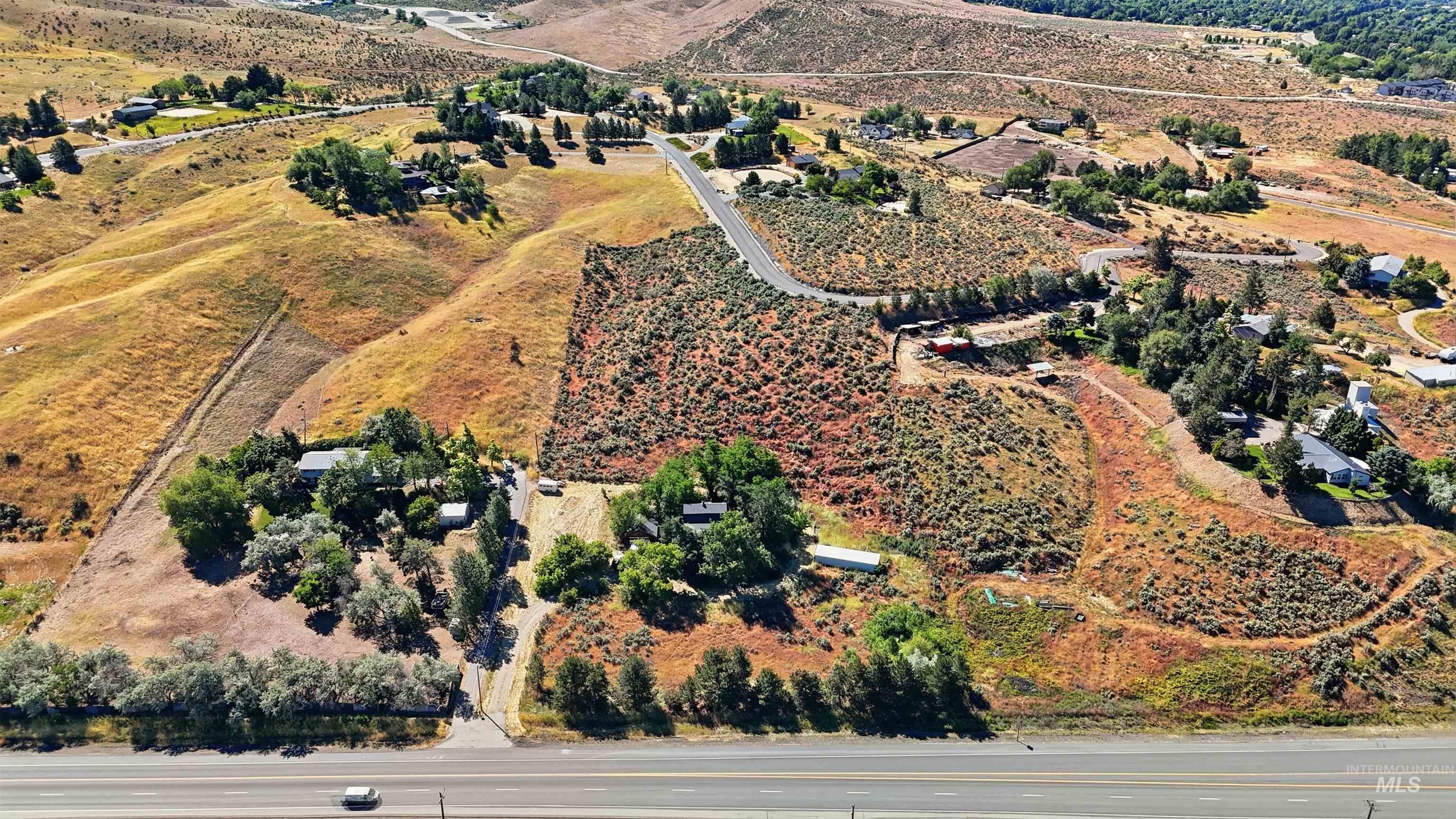 13070 N Horseshoe Bend Rd, Boise, Idaho 83703, 4 Bedrooms, 2.5 Bathrooms, Residential For Sale, Price $999,000,MLS 98990249