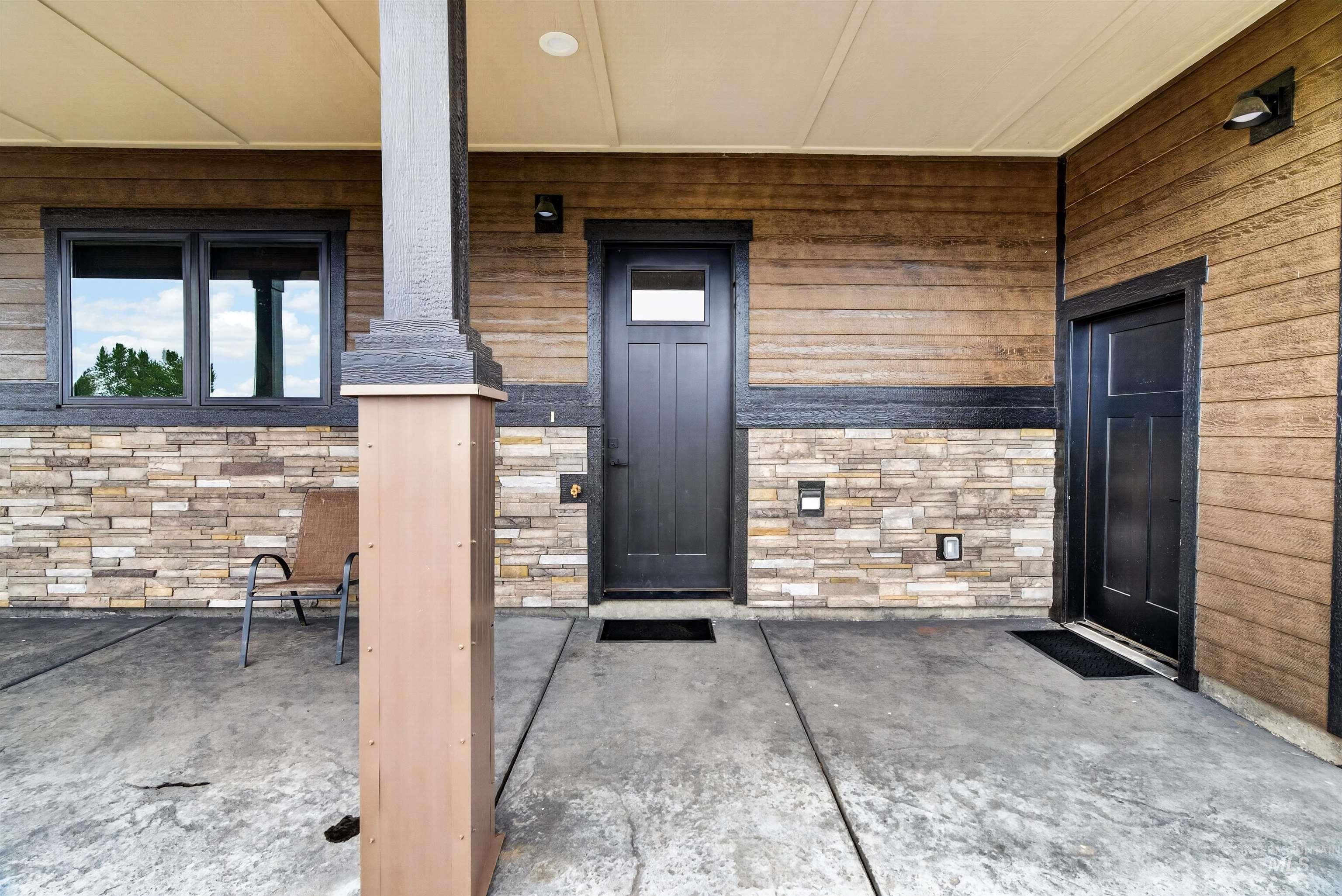 13911 Sky View Ct, McCall, Idaho 83638, 2 Bedrooms, 2 Bathrooms, Residential For Sale, Price $885,000,MLS 98990254