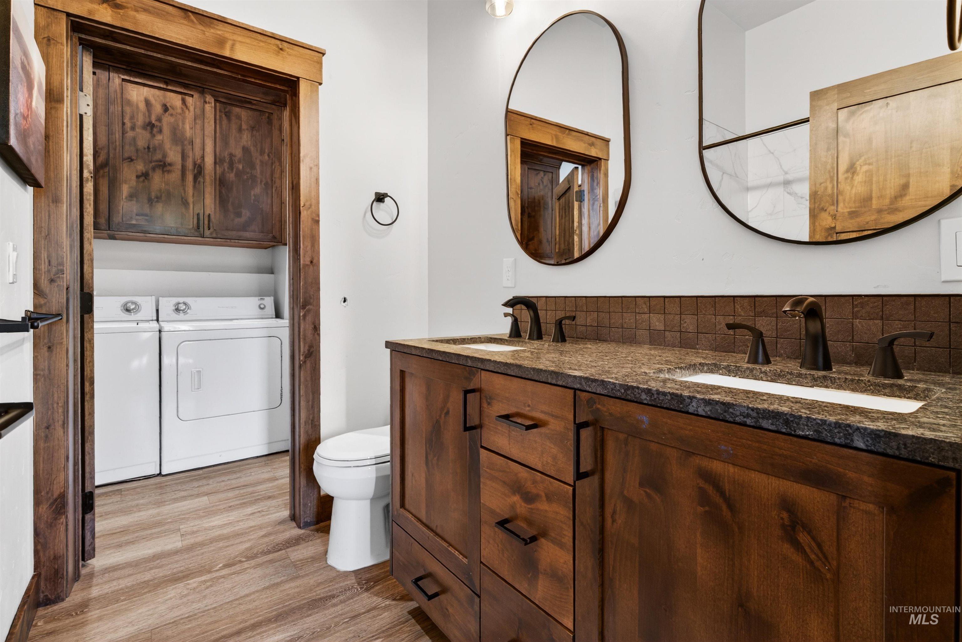 13911 Sky View Ct, McCall, Idaho 83638, 2 Bedrooms, 2 Bathrooms, Residential For Sale, Price $885,000,MLS 98990254