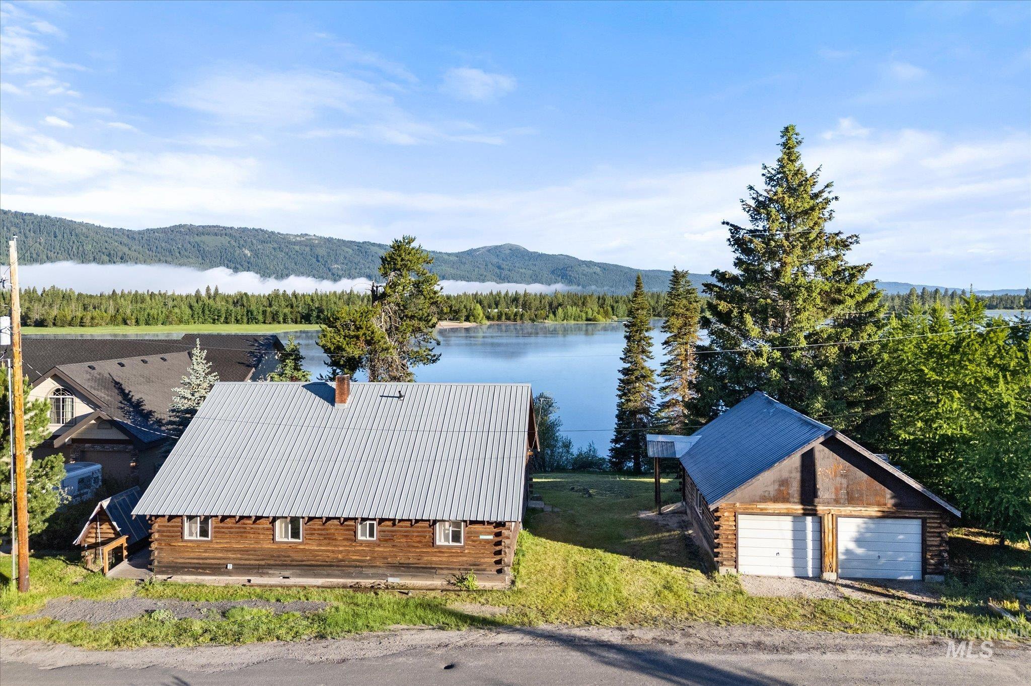 13029 DeLayne Rd, Donnelly, Idaho 83615, 5 Bedrooms, 1 Bathroom, Residential For Sale, Price $1,295,000, 98990256