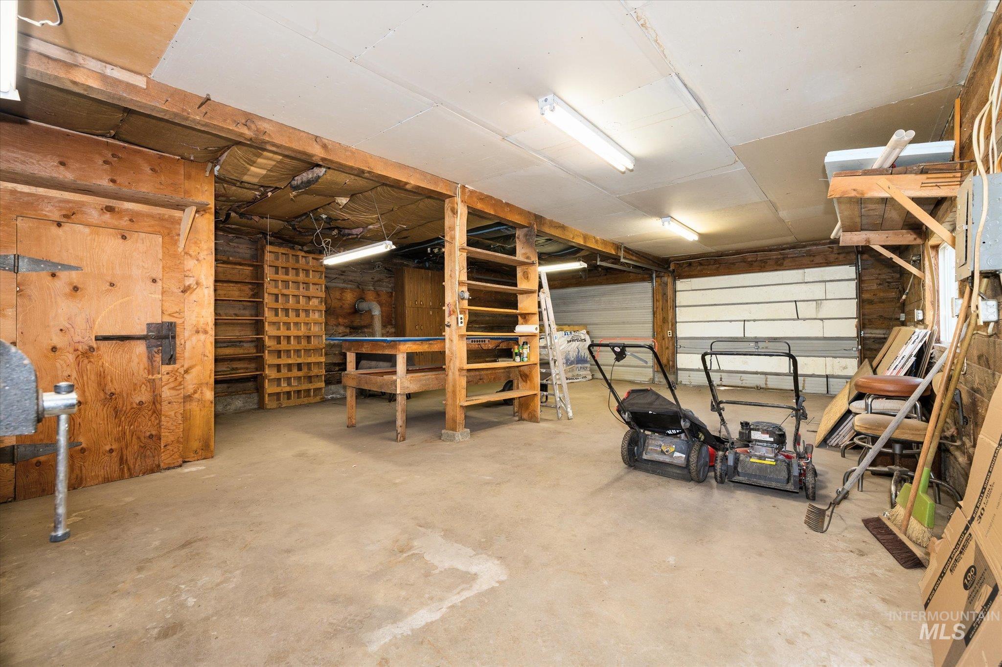 13029 DeLayne Rd, Donnelly, Idaho 83615, 5 Bedrooms, 1 Bathroom, Residential For Sale, Price $1,500,000,MLS 98990256