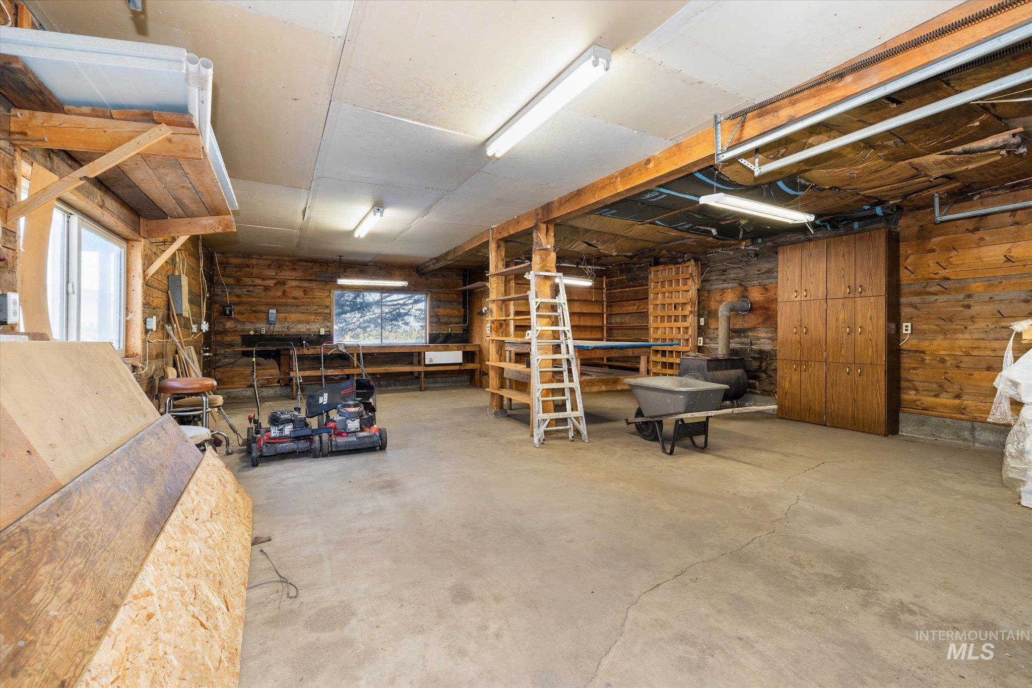 13029 DeLayne Rd, Donnelly, Idaho 83615, 5 Bedrooms, 1 Bathroom, Residential For Sale, Price $1,500,000,MLS 98990256